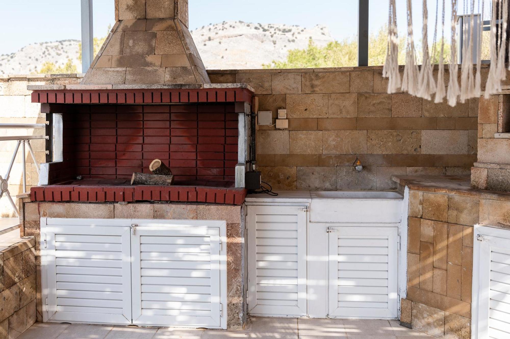Pounedes Luxury * Pefki (Rhodes)
