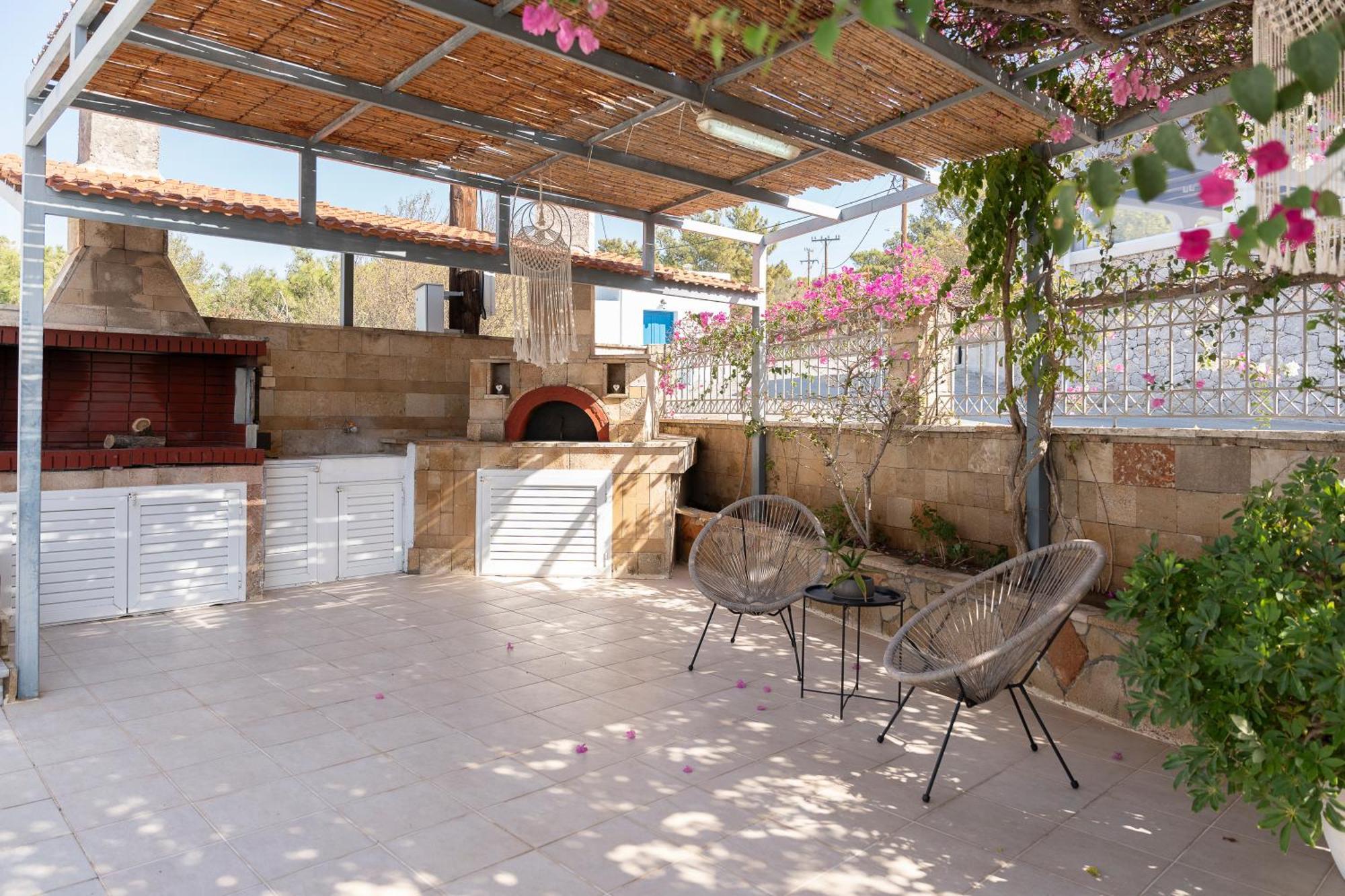 Bed & Breakfast Pounedes Luxury
