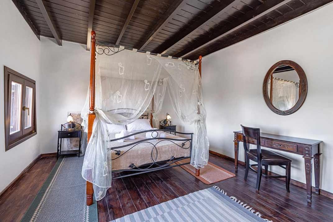 Saint Michel Boutique 3*