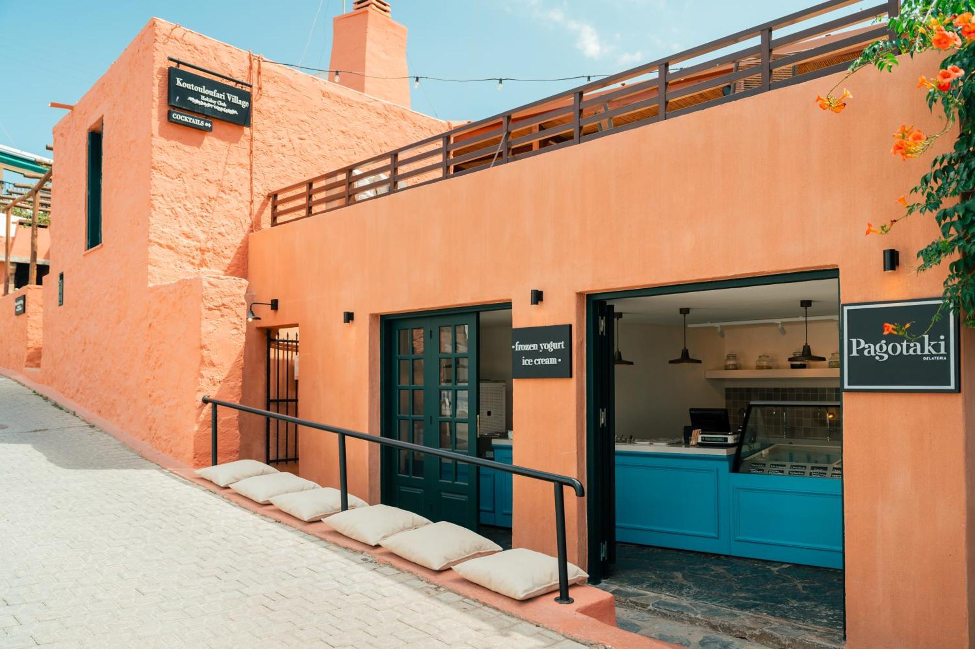 Hotel Koutouloufari Village Club