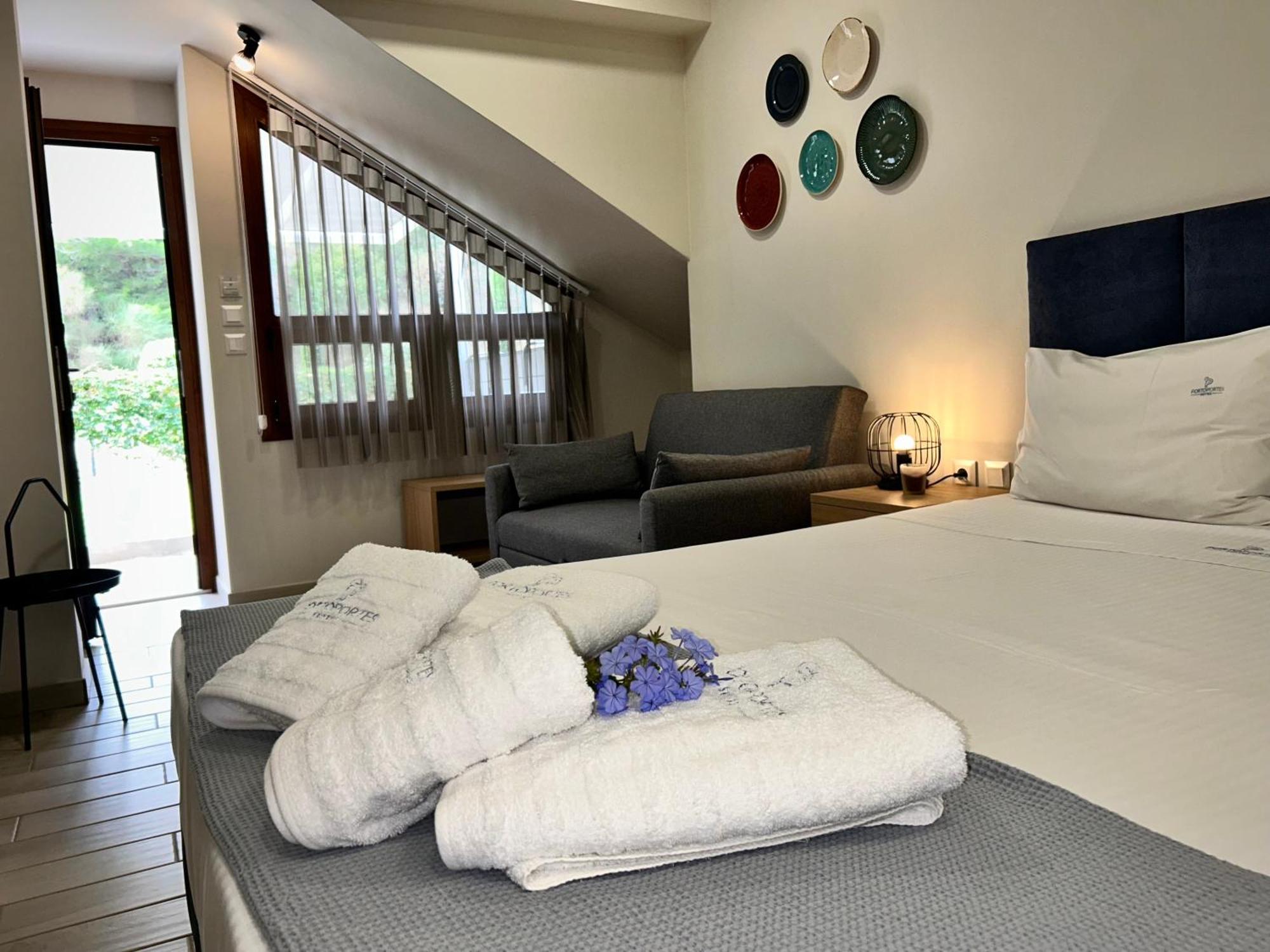 Porto Portes Aparthotel Nea Poteidaia