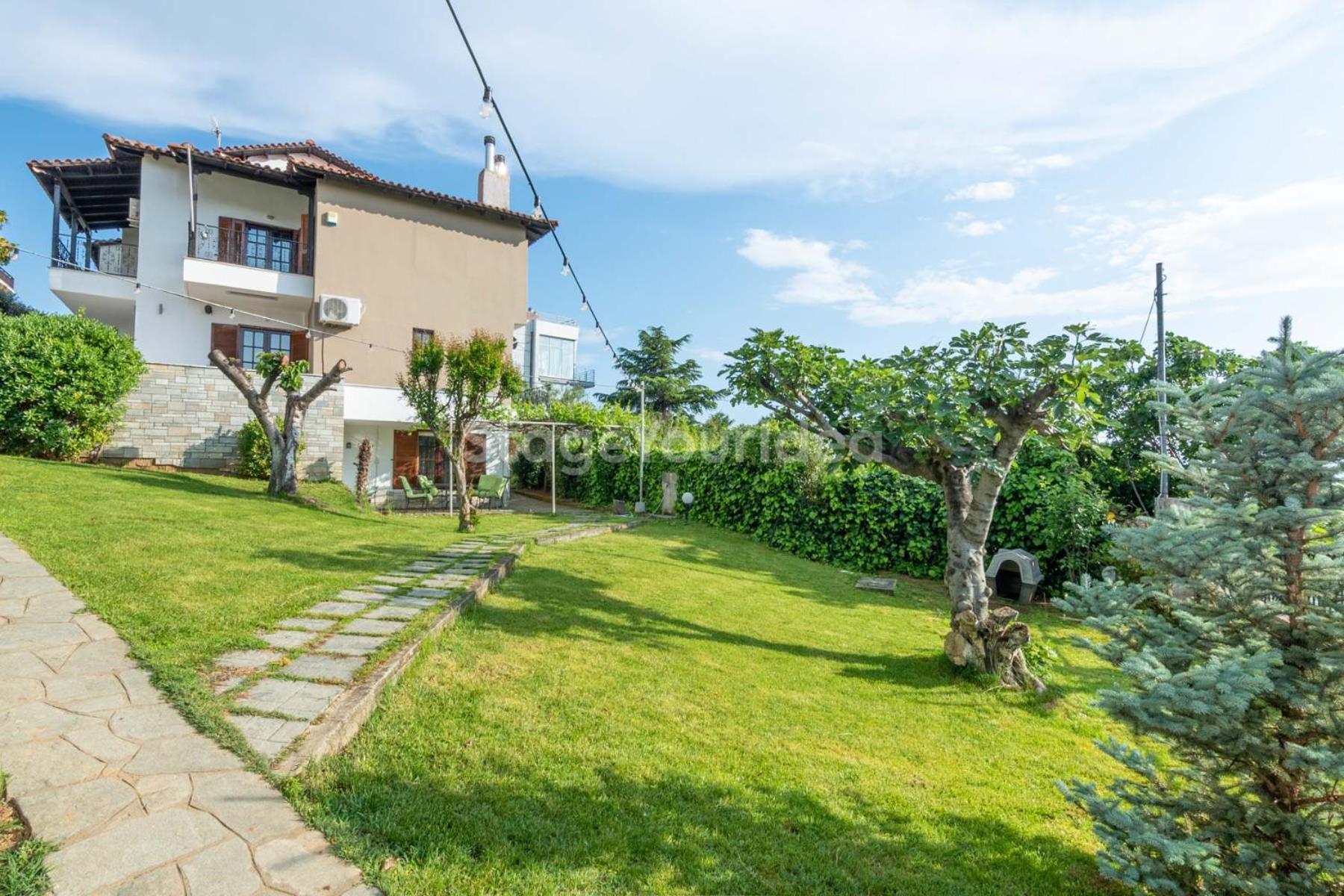 Hillock: Traditional Luxury With Garden For Gatherings * Thessaloniki