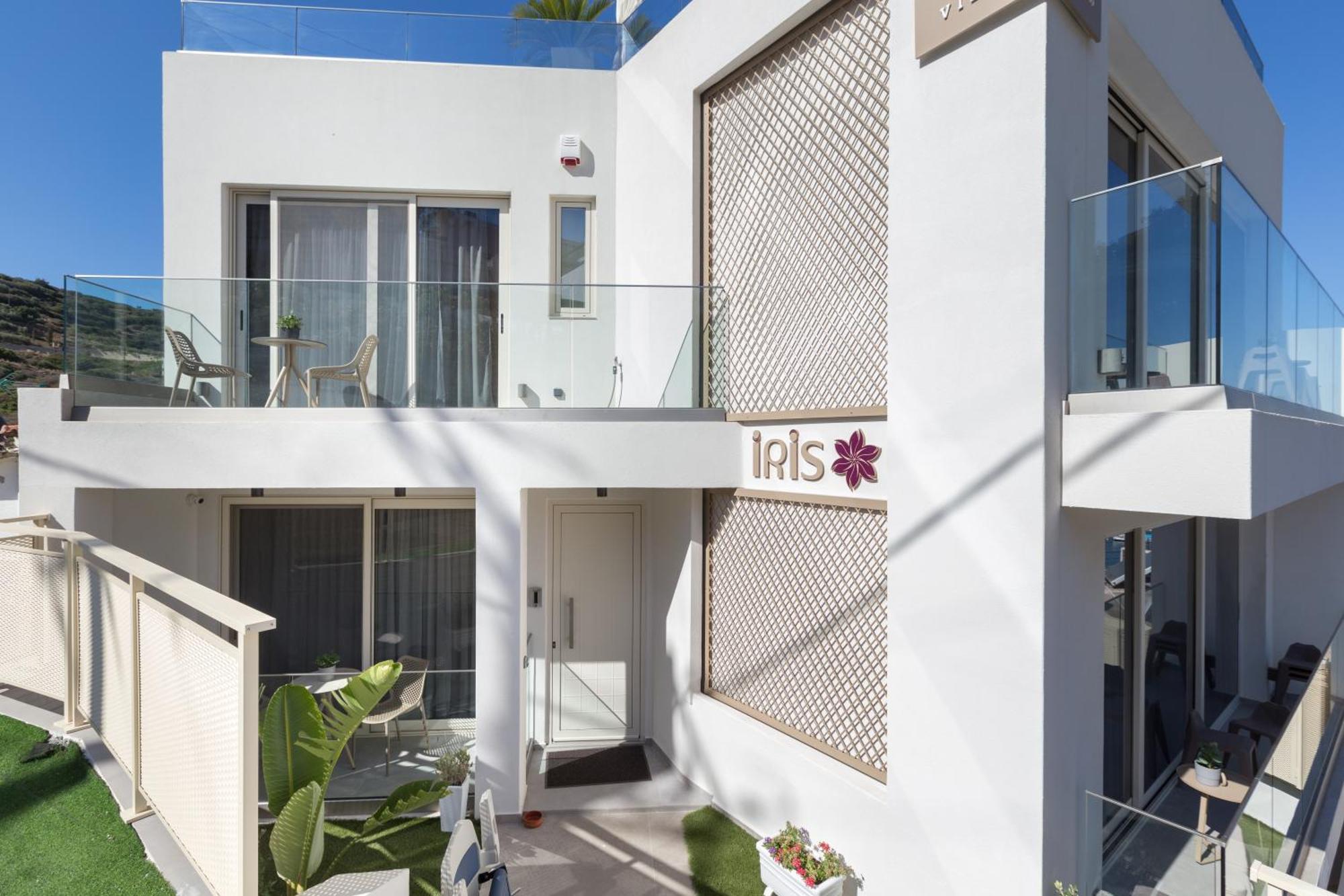 Iris, Beachfront, With Jacuzzi, Up To 9 Guests, Mpali Beach, Rethymno! *