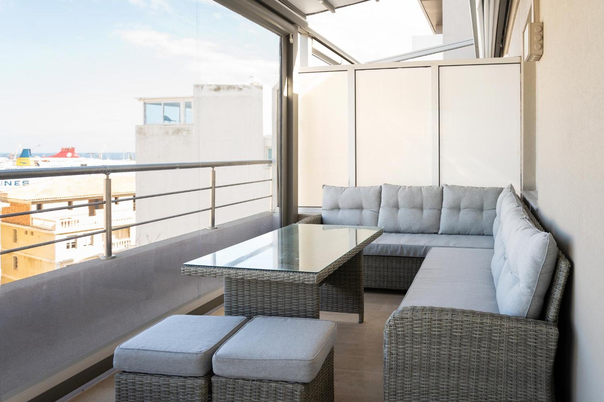 Margo Luxury Living 1 By 8essentially *