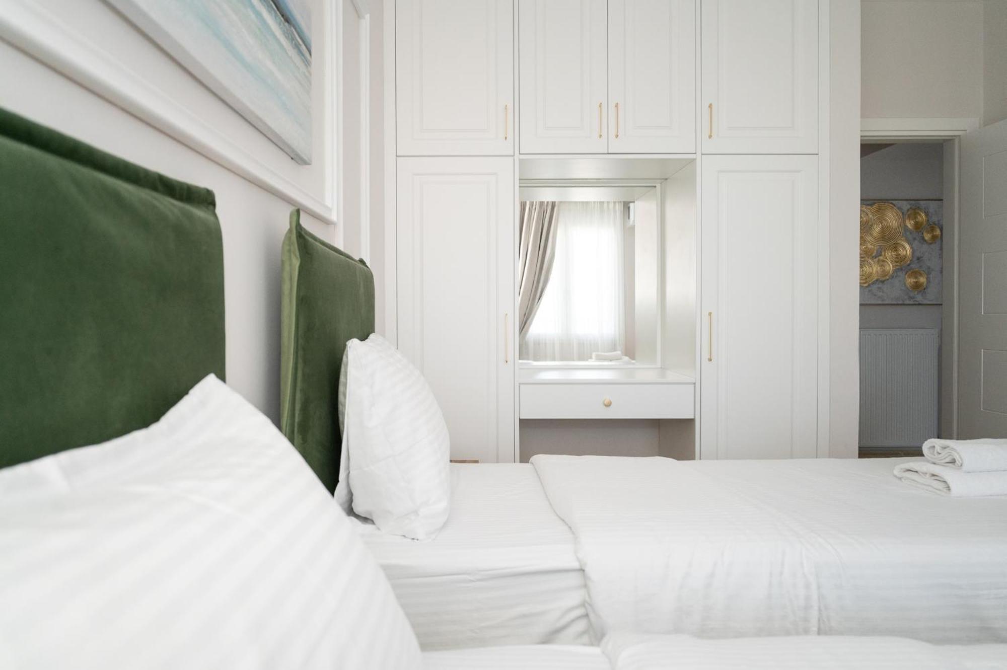 Margo Luxury Living 1 By 8essentially * Heraklion (Crete)
