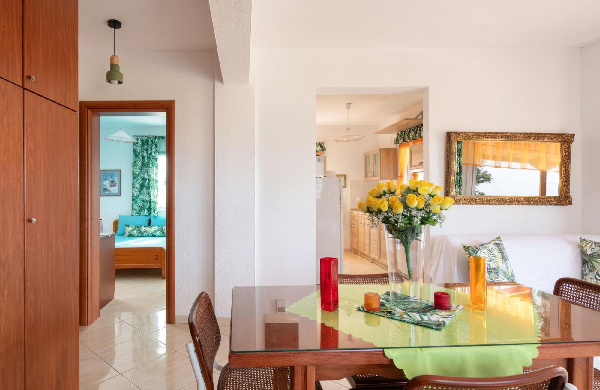 Guest house Luxury Nikiti (Sithonia)