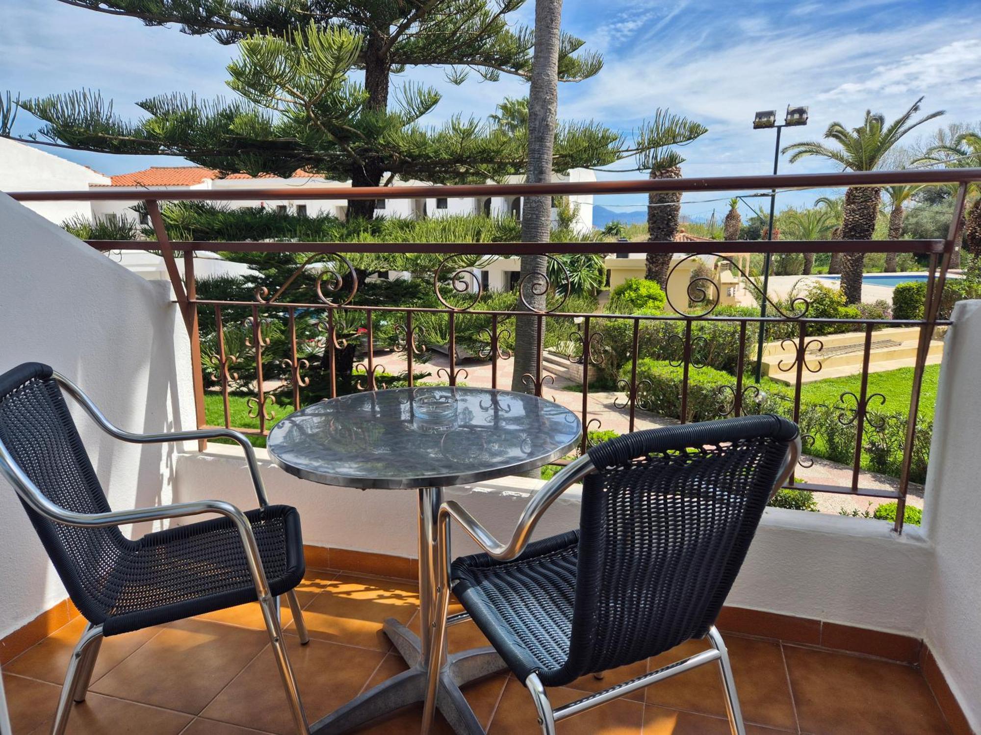 Morfeas Hotel