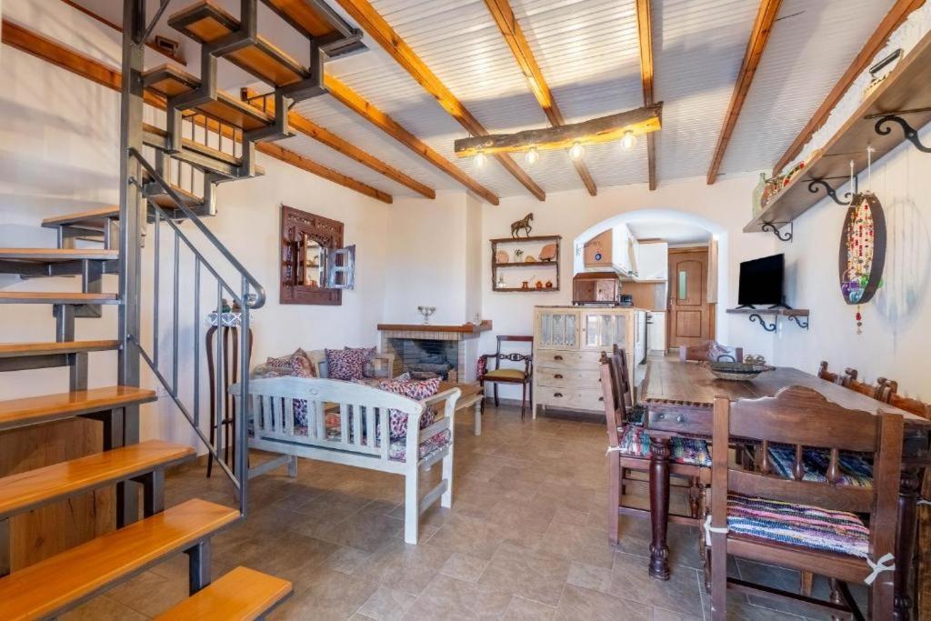Holiday home Tsoukali House *