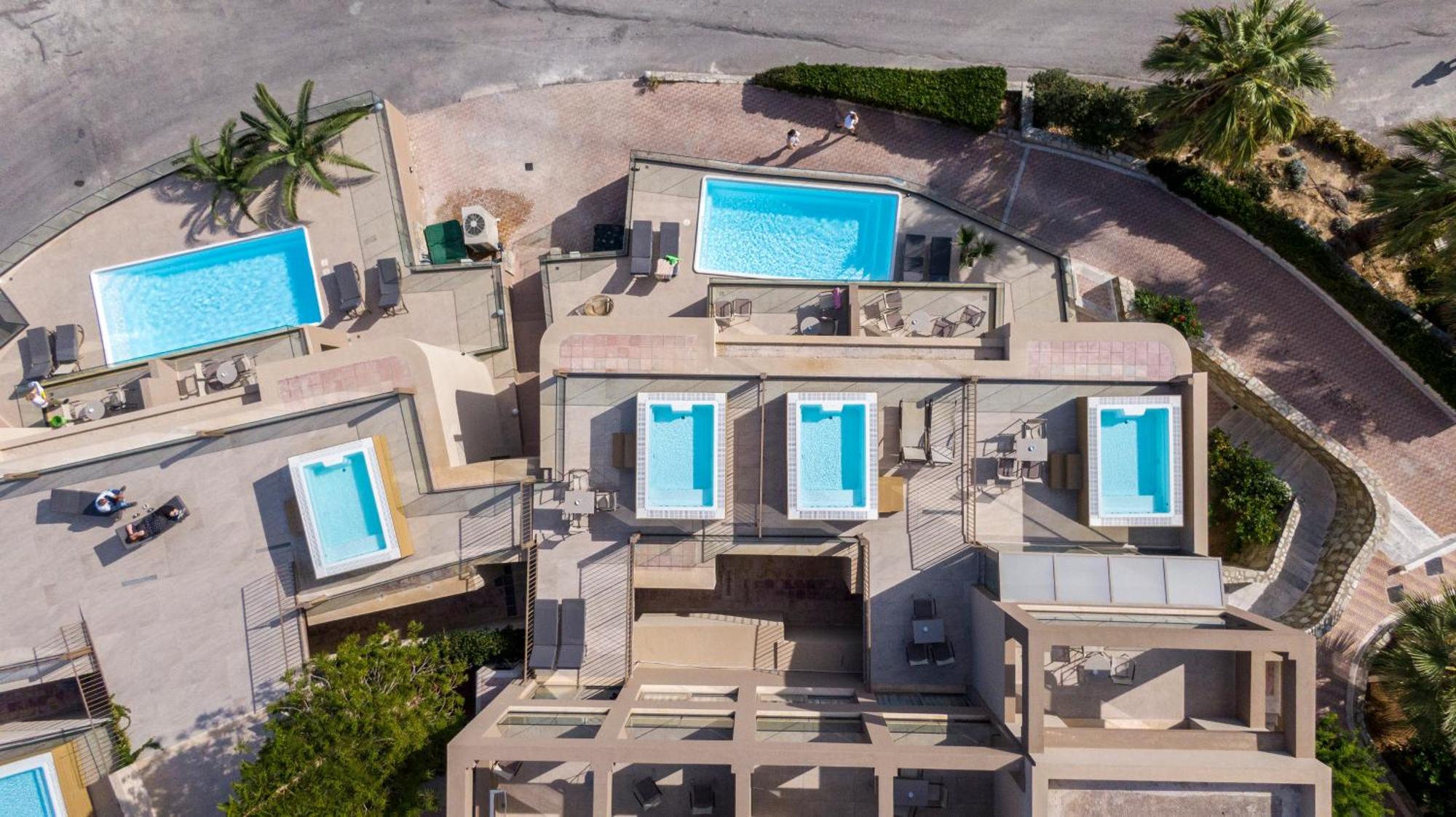 Athina Palace & Agia Pelagia (Crete)