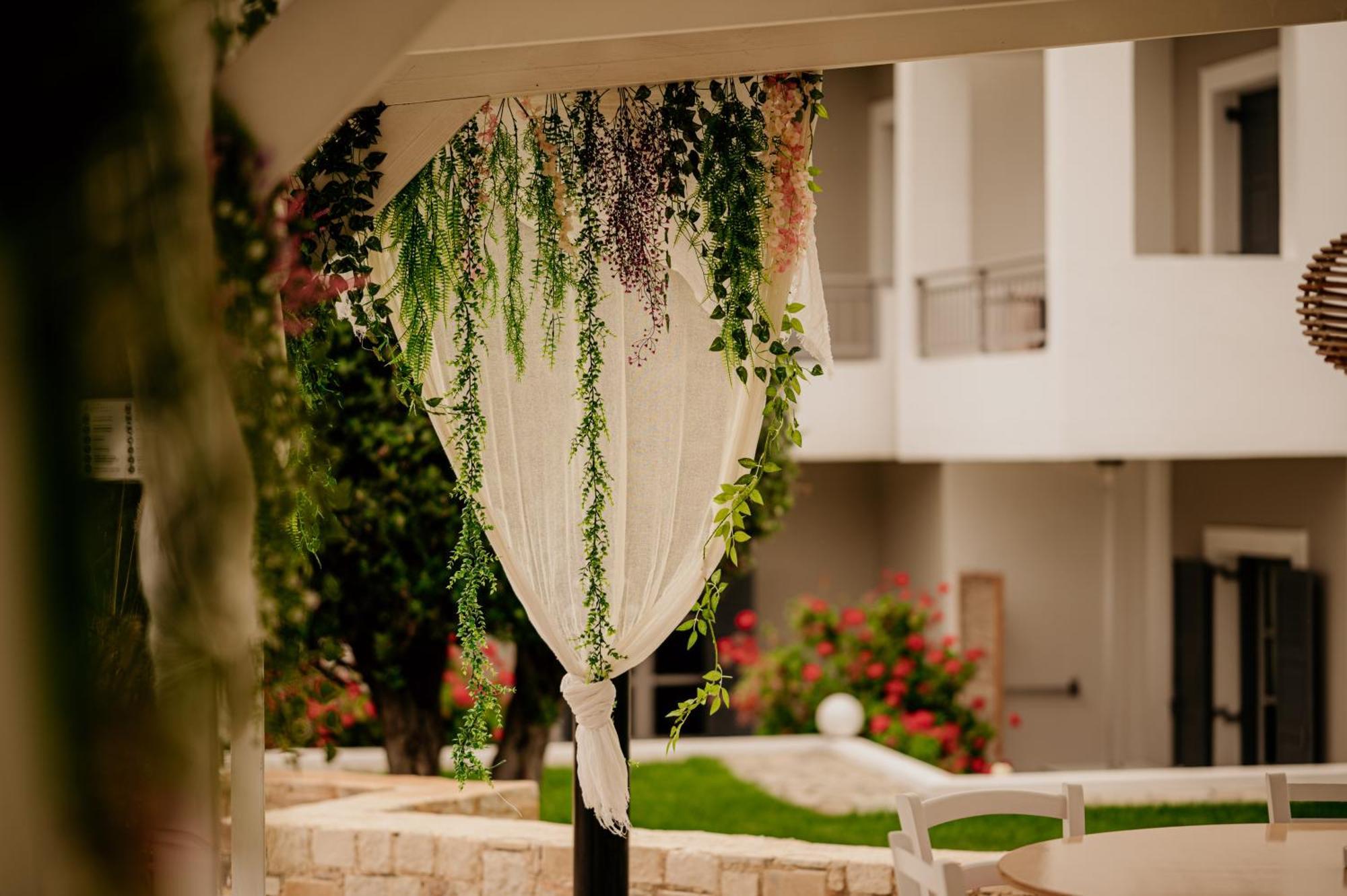 Iphigenia Mythic Retreat Apartment