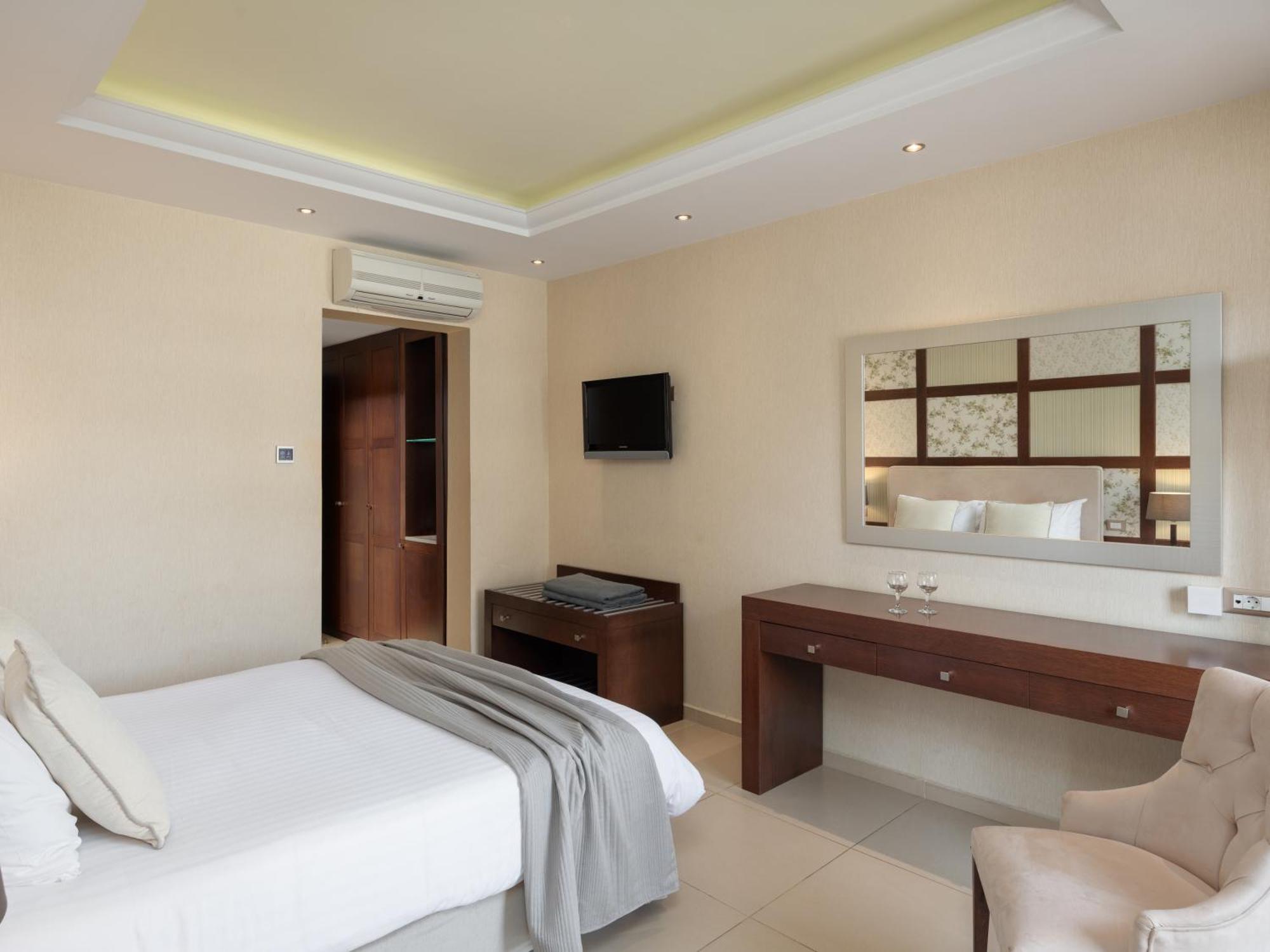 Theartemis Palace 4* Rethymno (Crete)