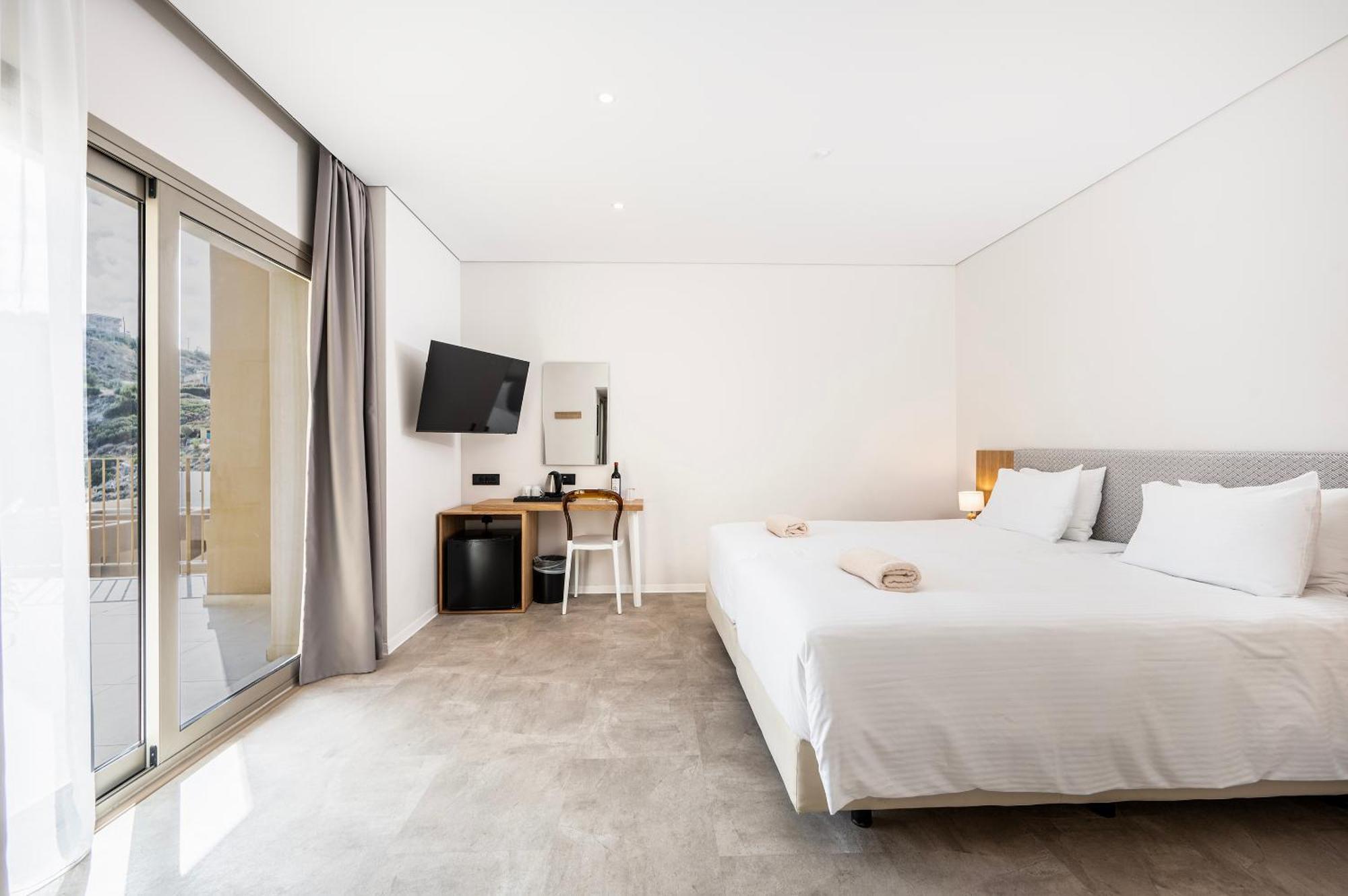 Resort Athina Palace &