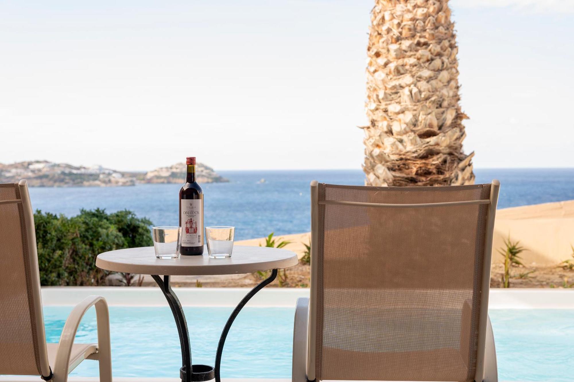 Resort Athina Palace & 5*
