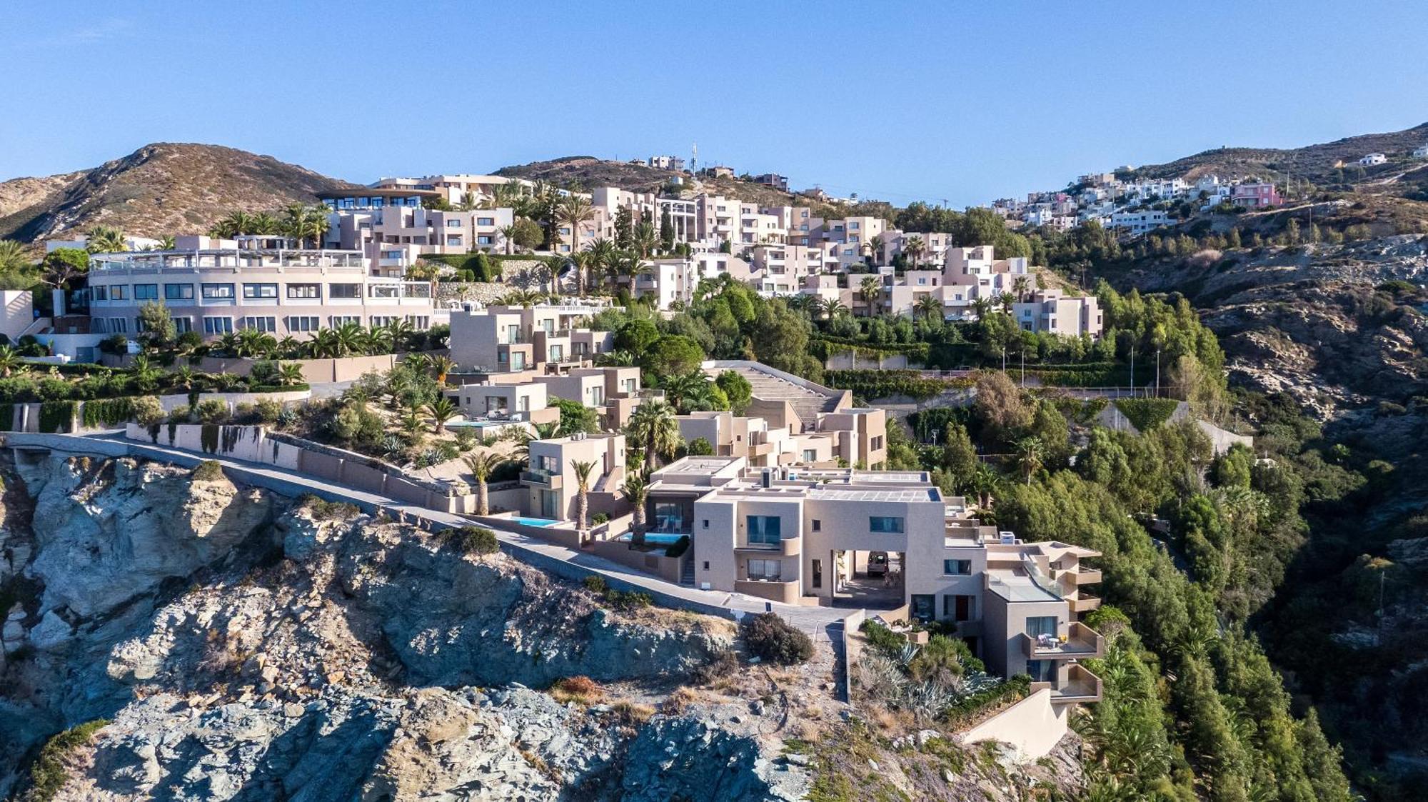 Resort Athina Palace & Agia Pelagia (Crete)