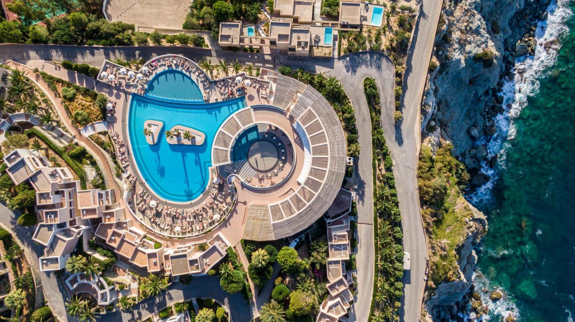Athina Palace & 5* Agia Pelagia (Crete)