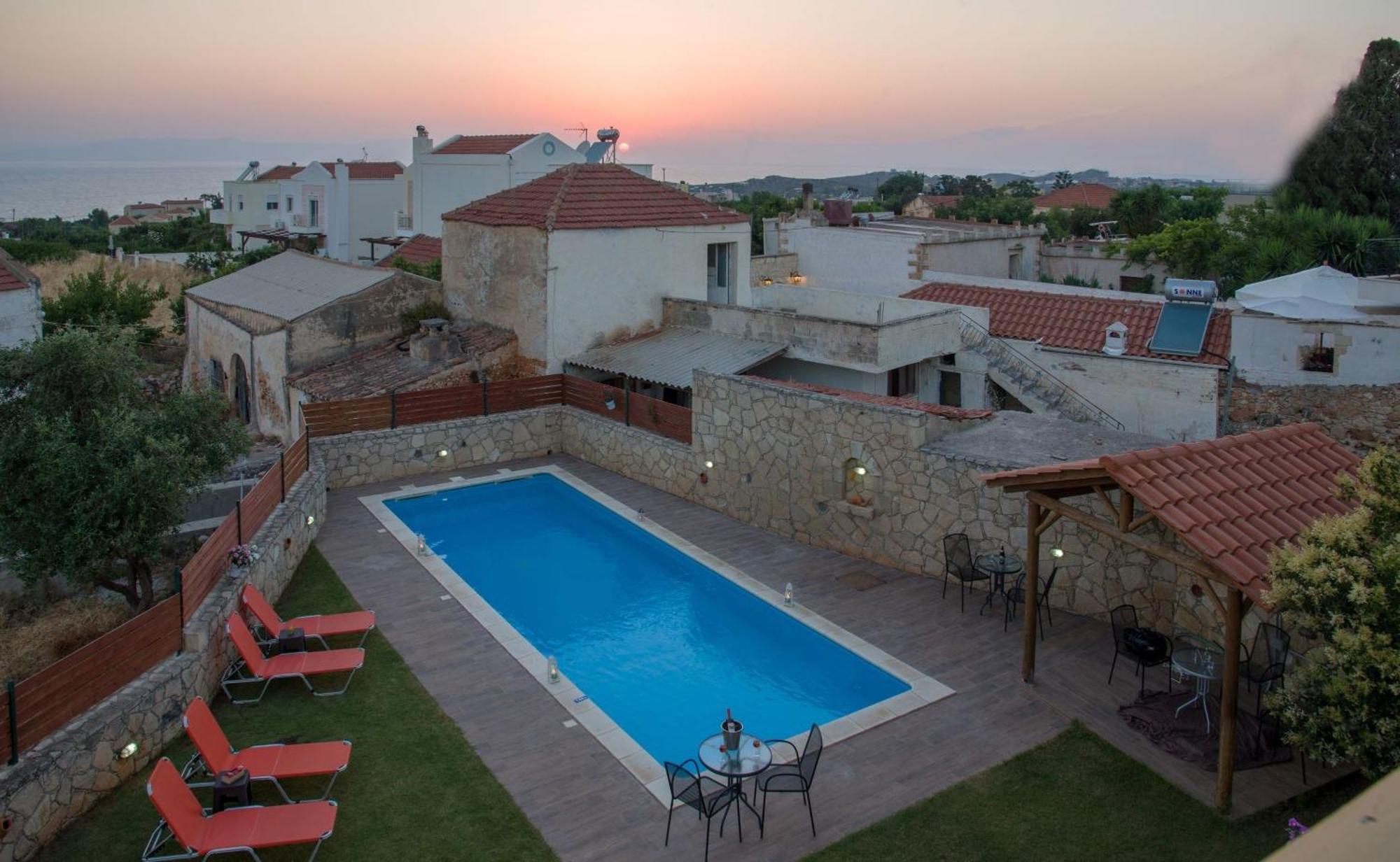 Holiday home Skandalis With Pool *