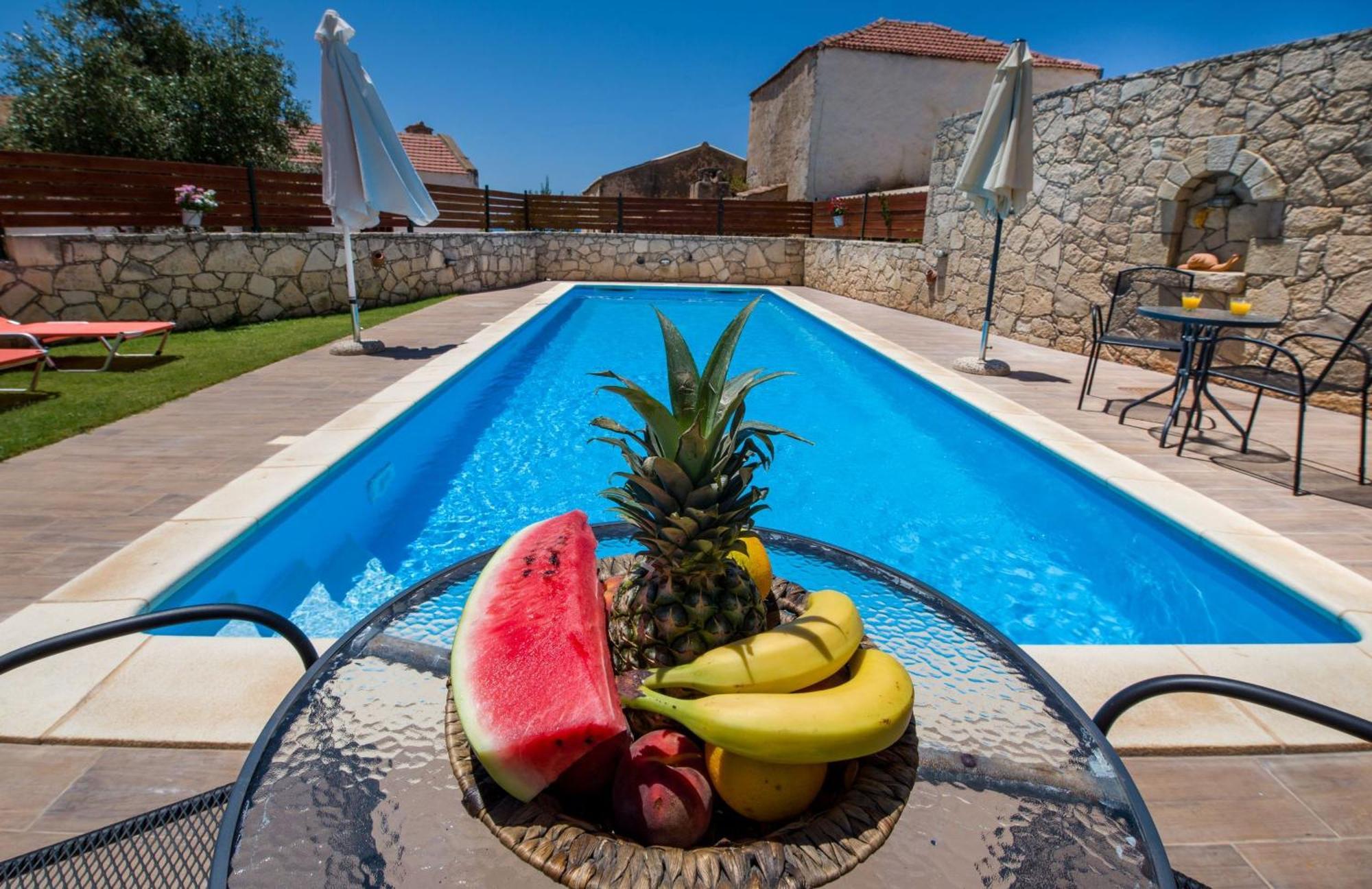 Skandalis With Pool Holiday home *