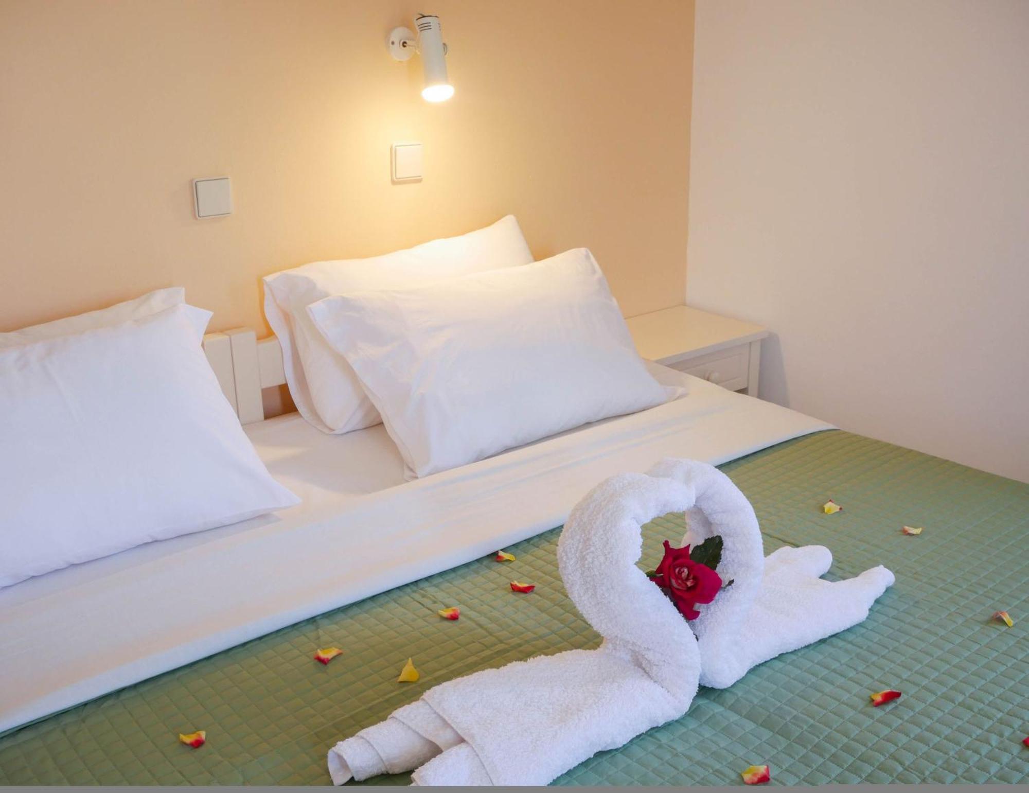 Litinas With Pool Apartment *