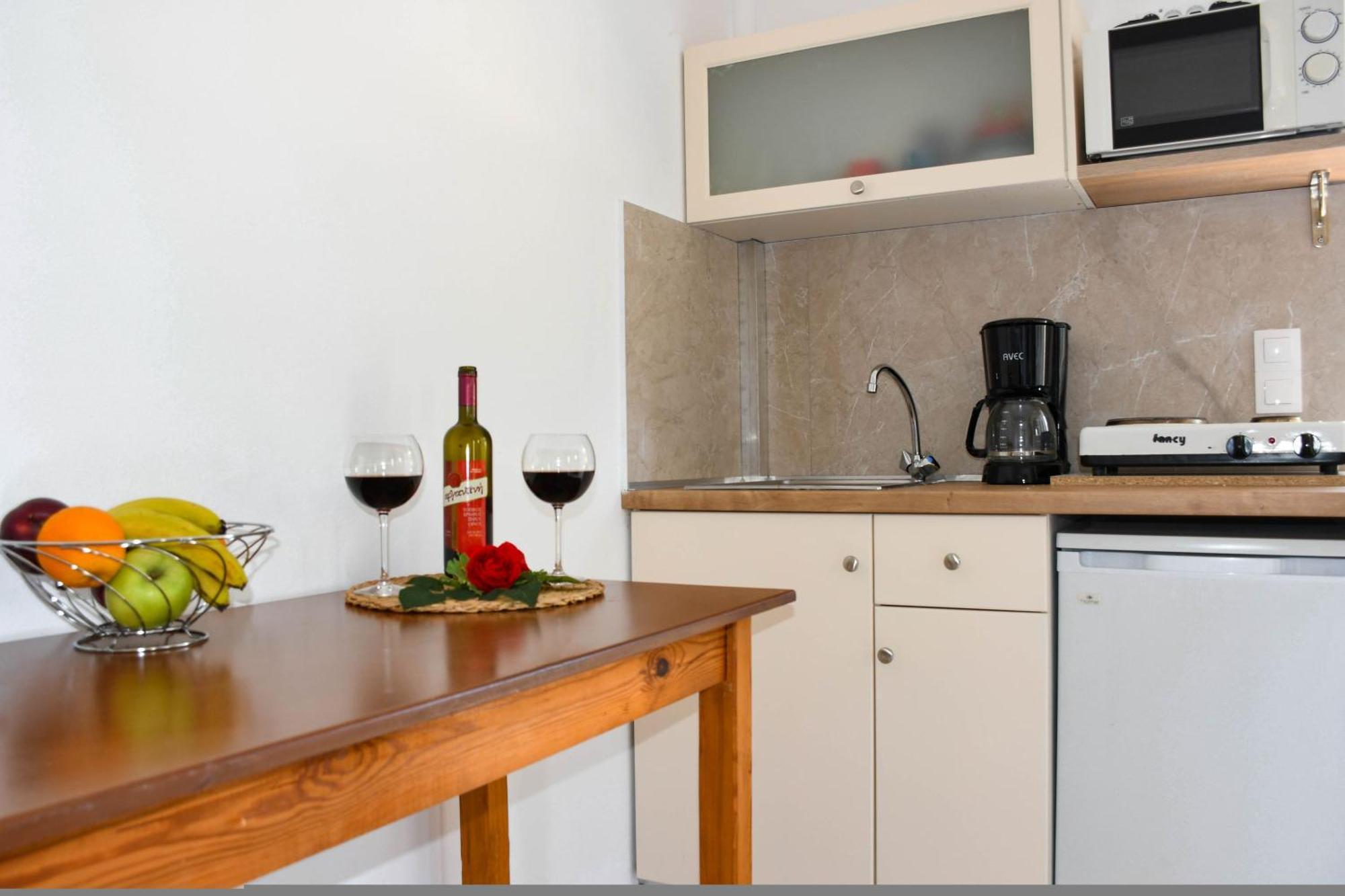 Litinas With Pool Apartment Agia Marina (Crete)