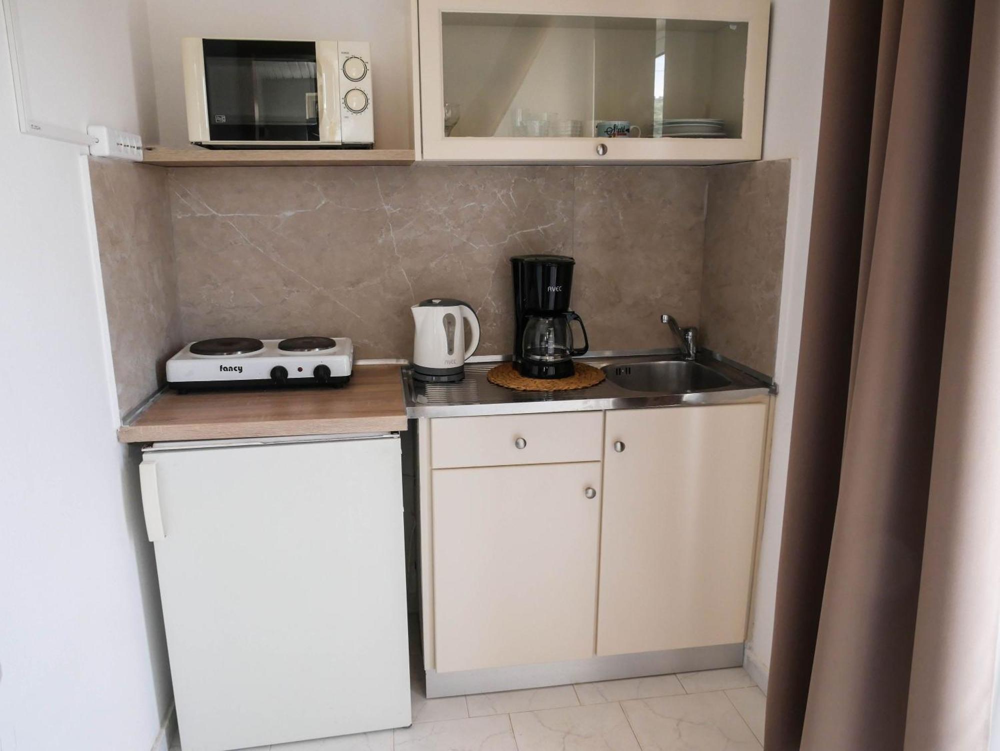 Apartment Litinas With Pool Agia Marina (Crete)