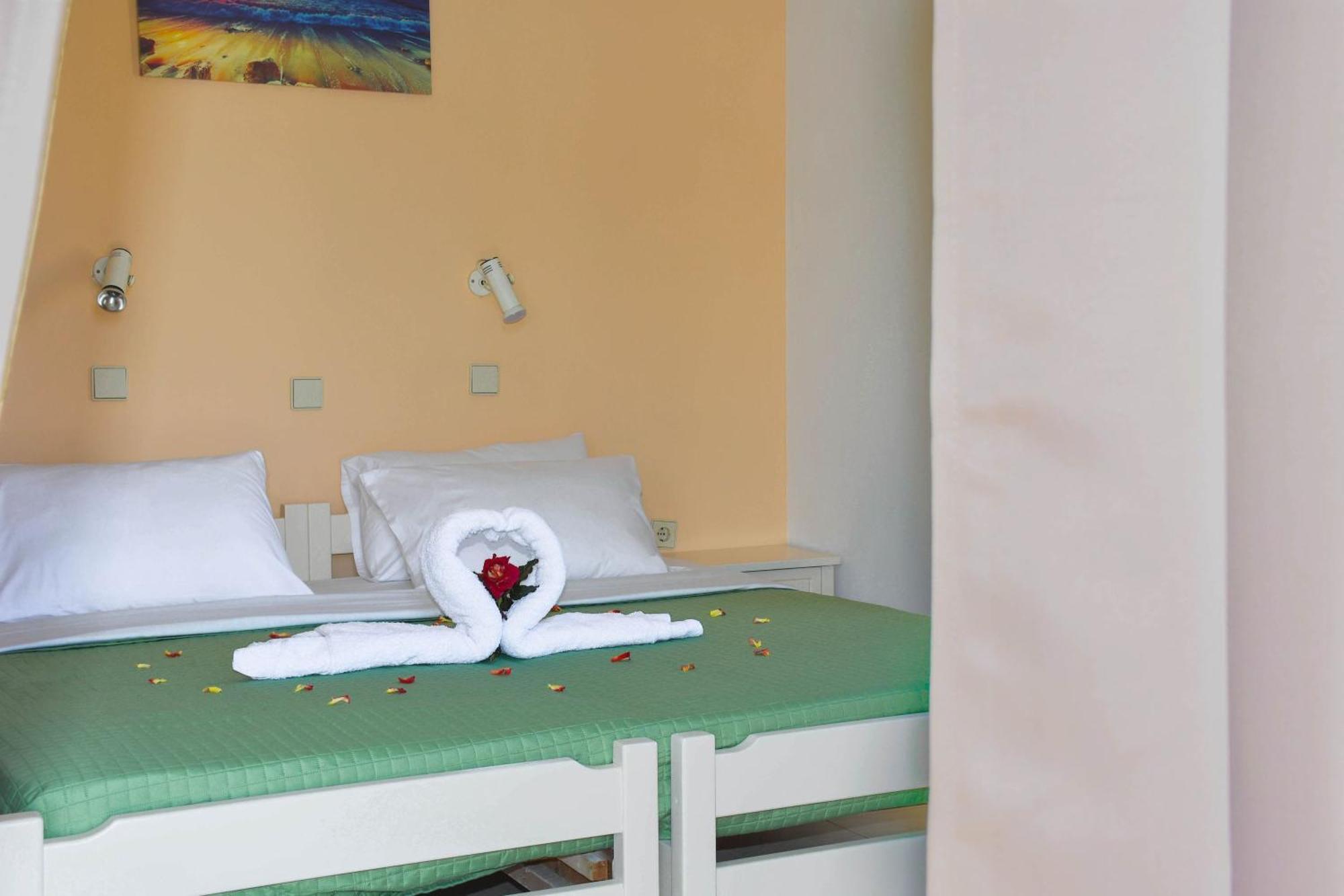 Apartment Litinas With Pool Agia Marina (Crete)
