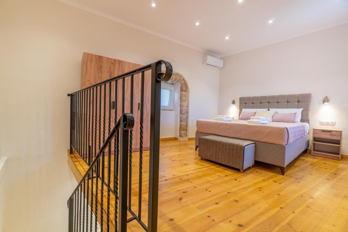 Vitouhouse Apartment Lakones