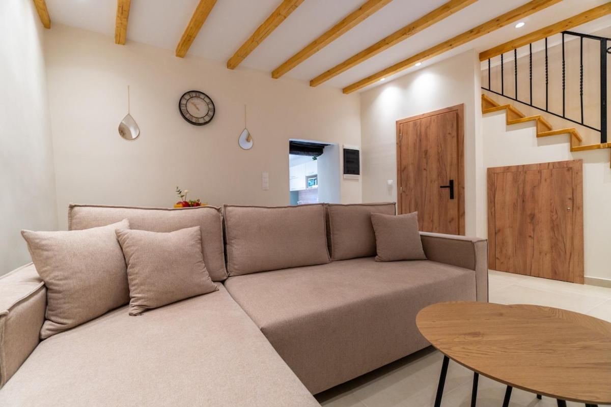 Vitouhouse Apartment Lakones