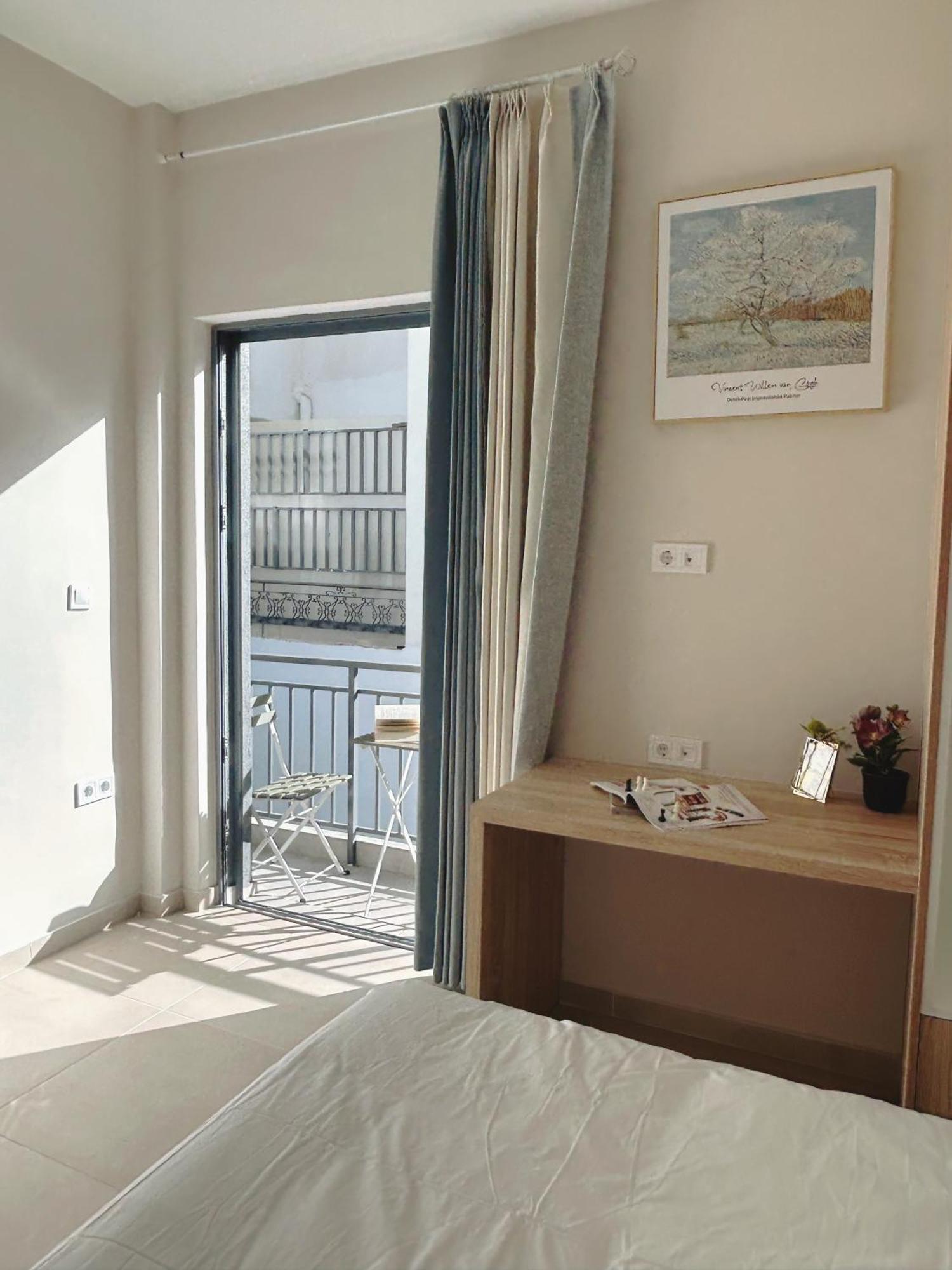 M&h And Their Friends Homestay Athens