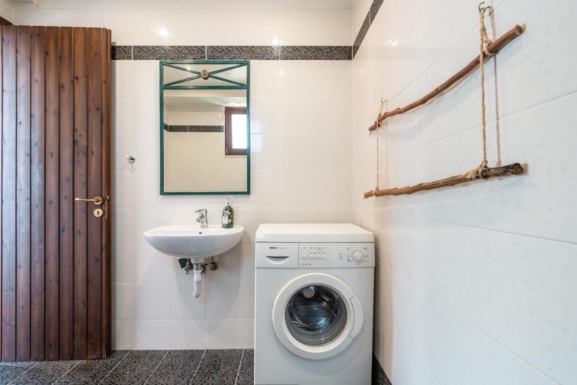 Rhodes Retreat Apartment