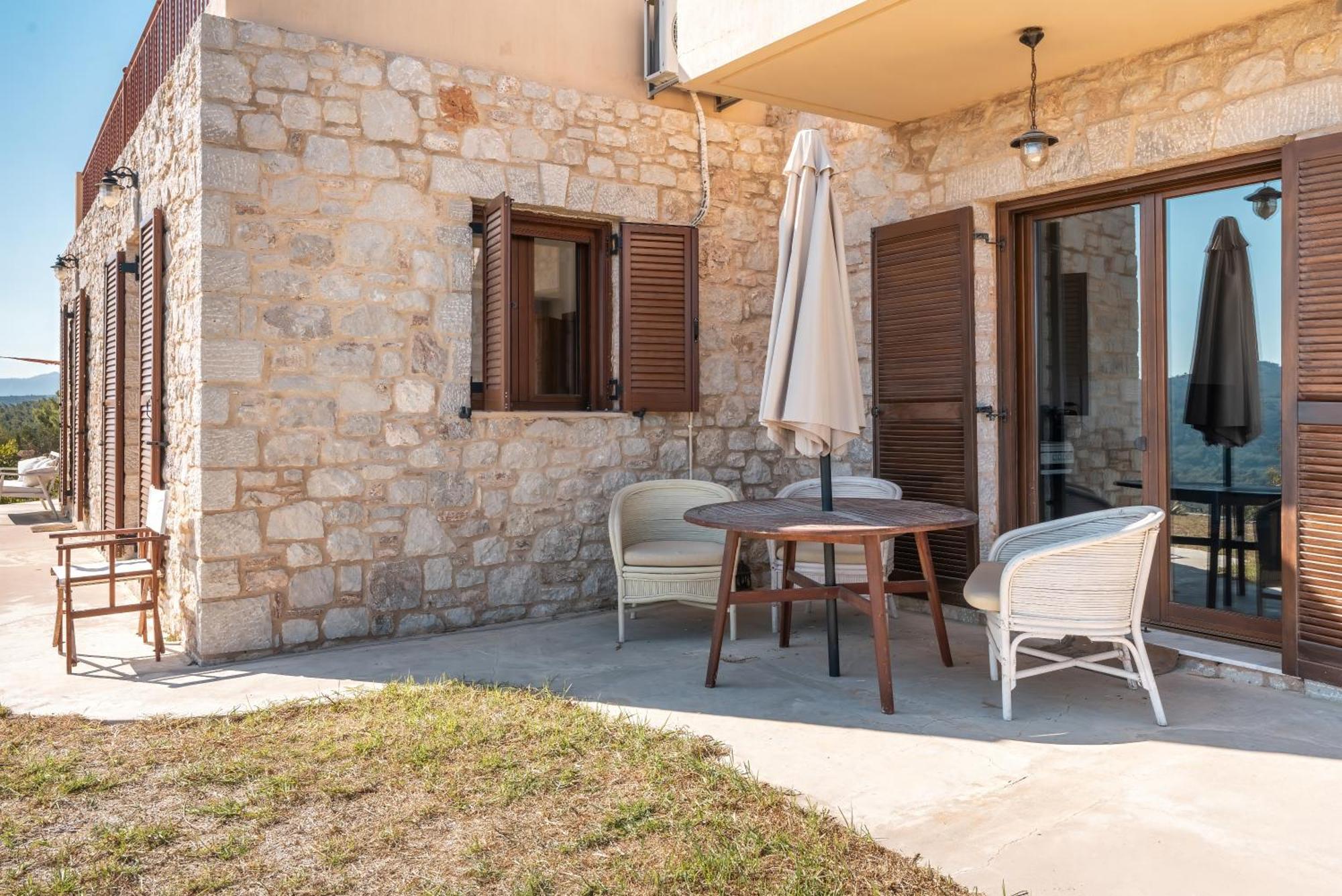 Rhodes Retreat Apartment *