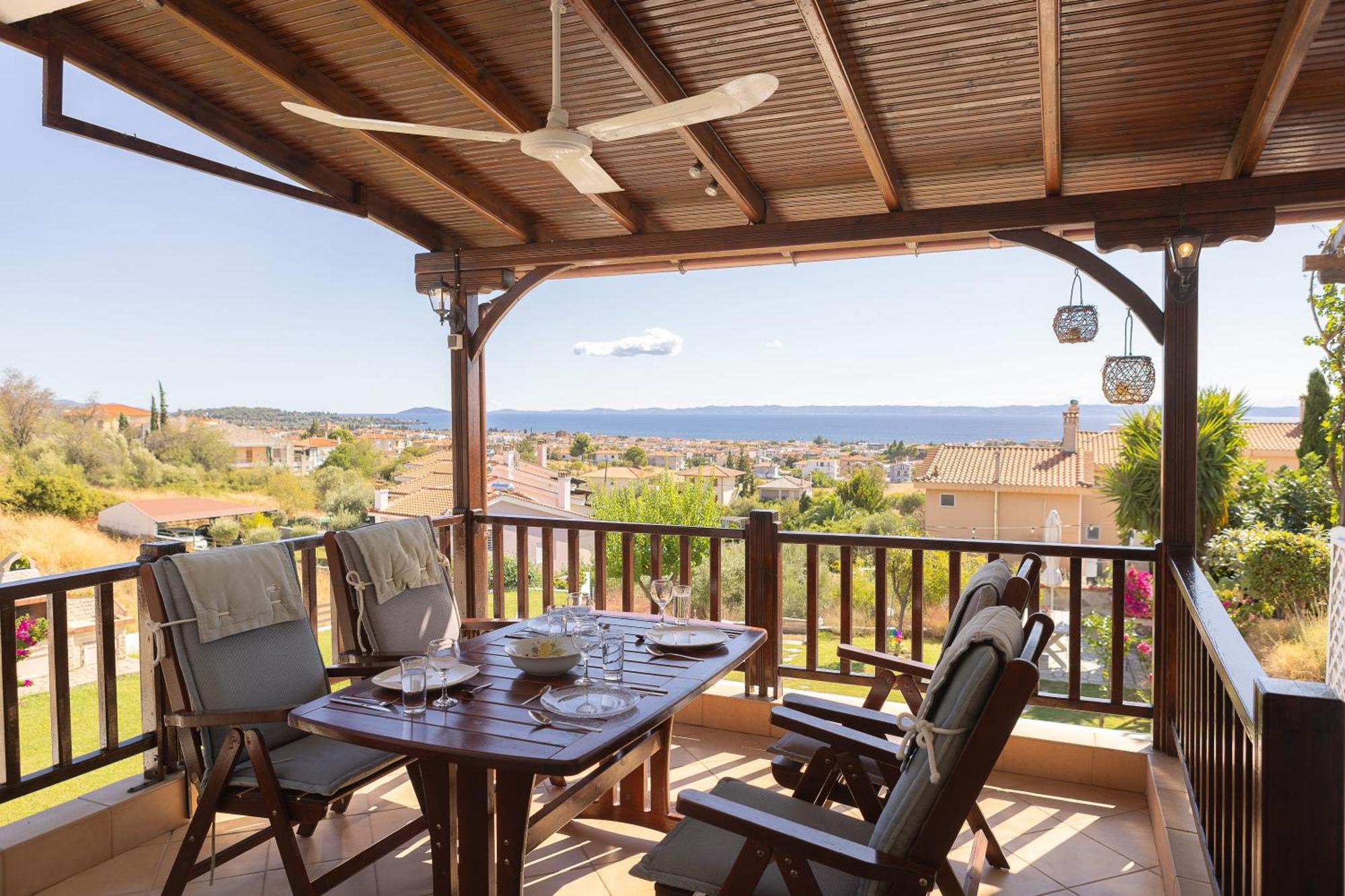 Luxury Nikiti's House Holiday home
