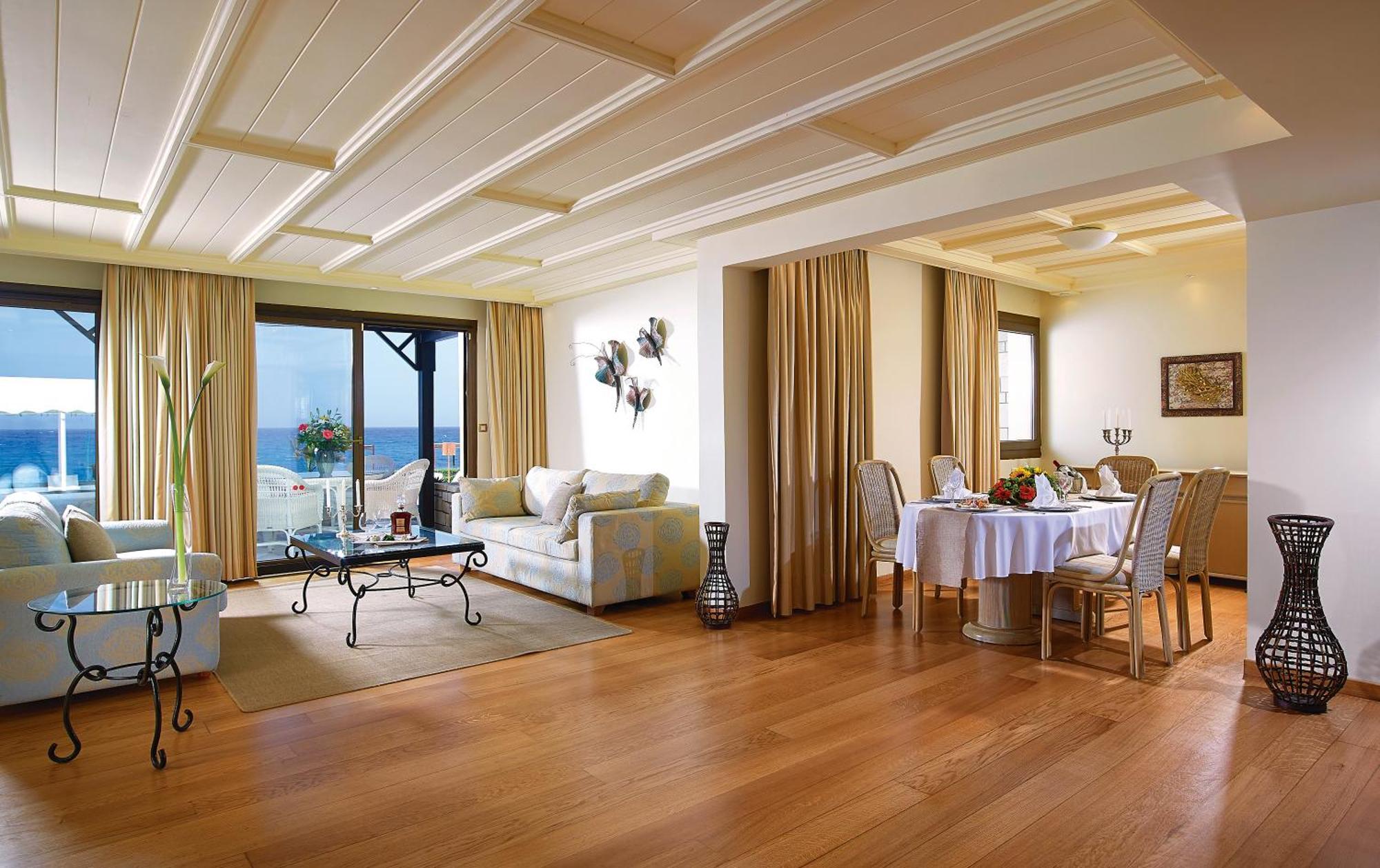 Knossos Royal 5*