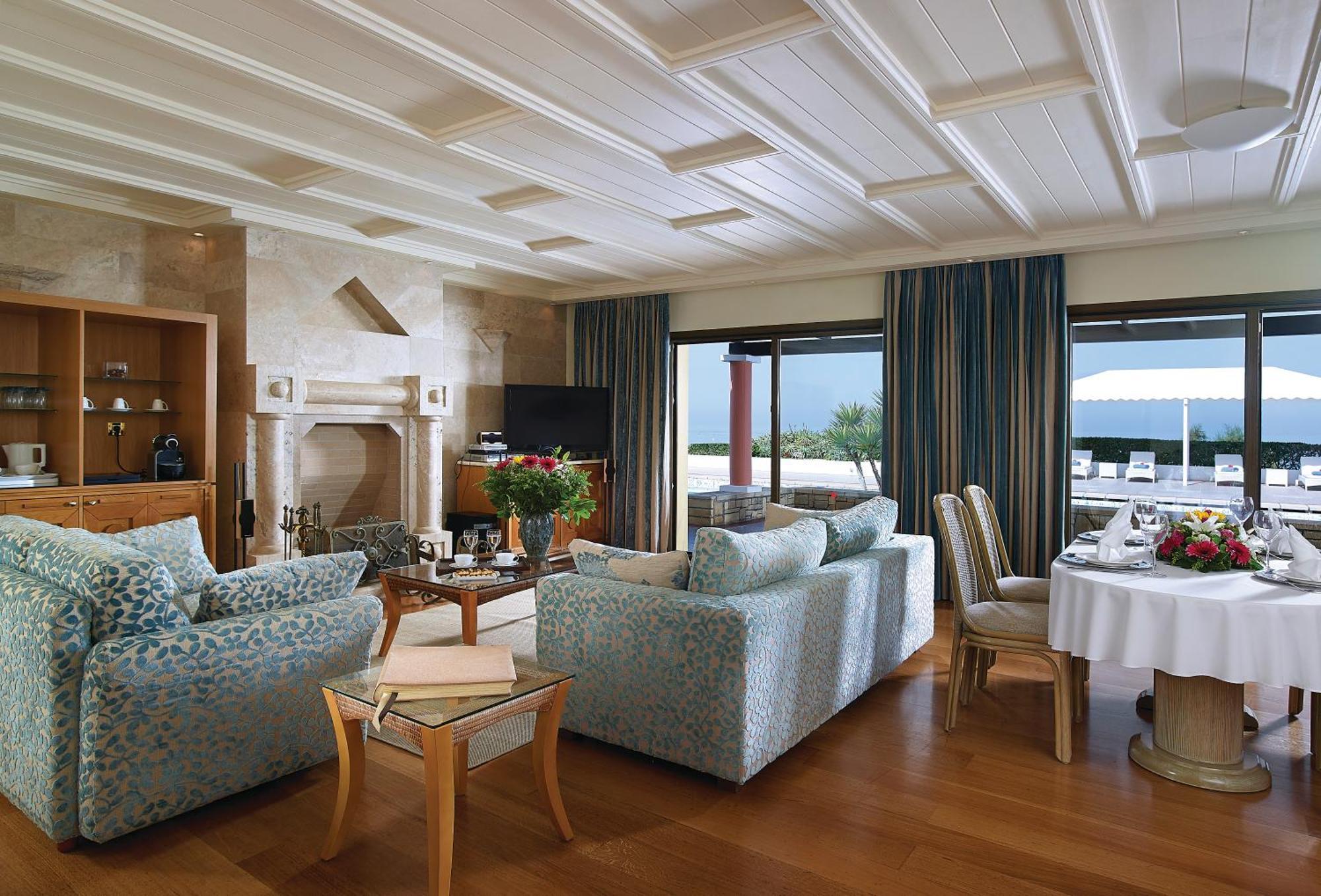 Resort Knossos Royal