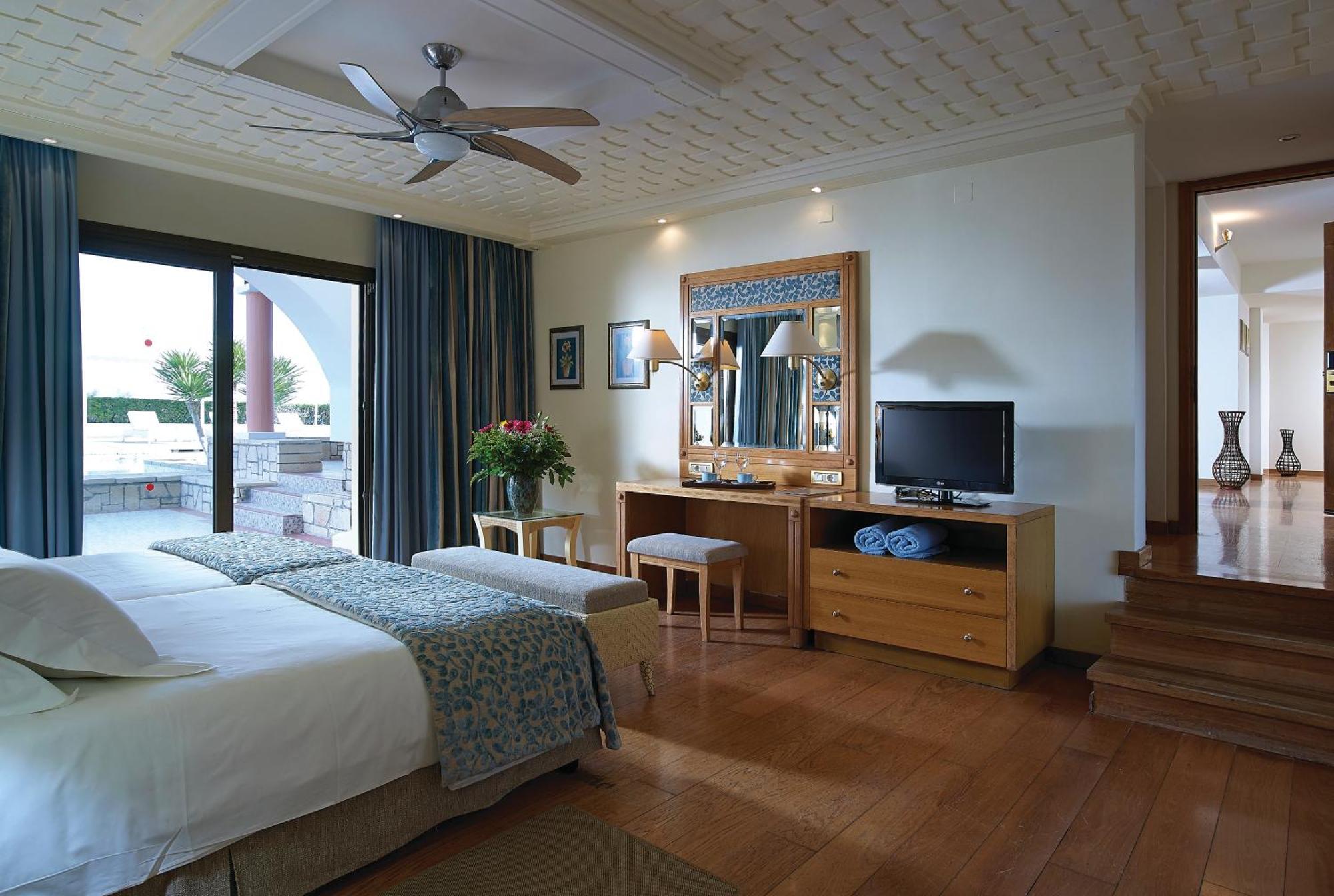 Resort Knossos Royal Hersonissos (Crete)