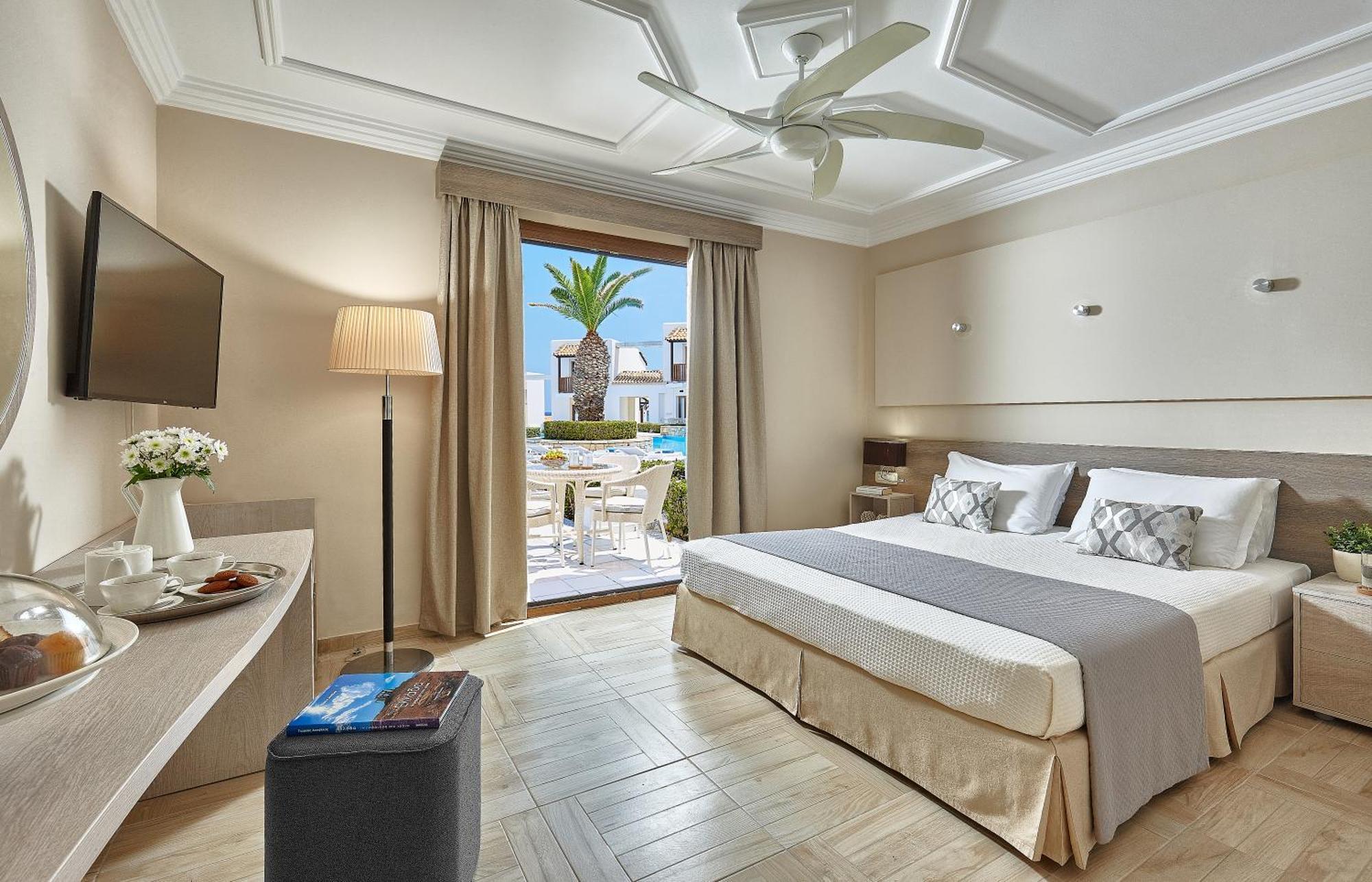 Resort Knossos Royal 5*