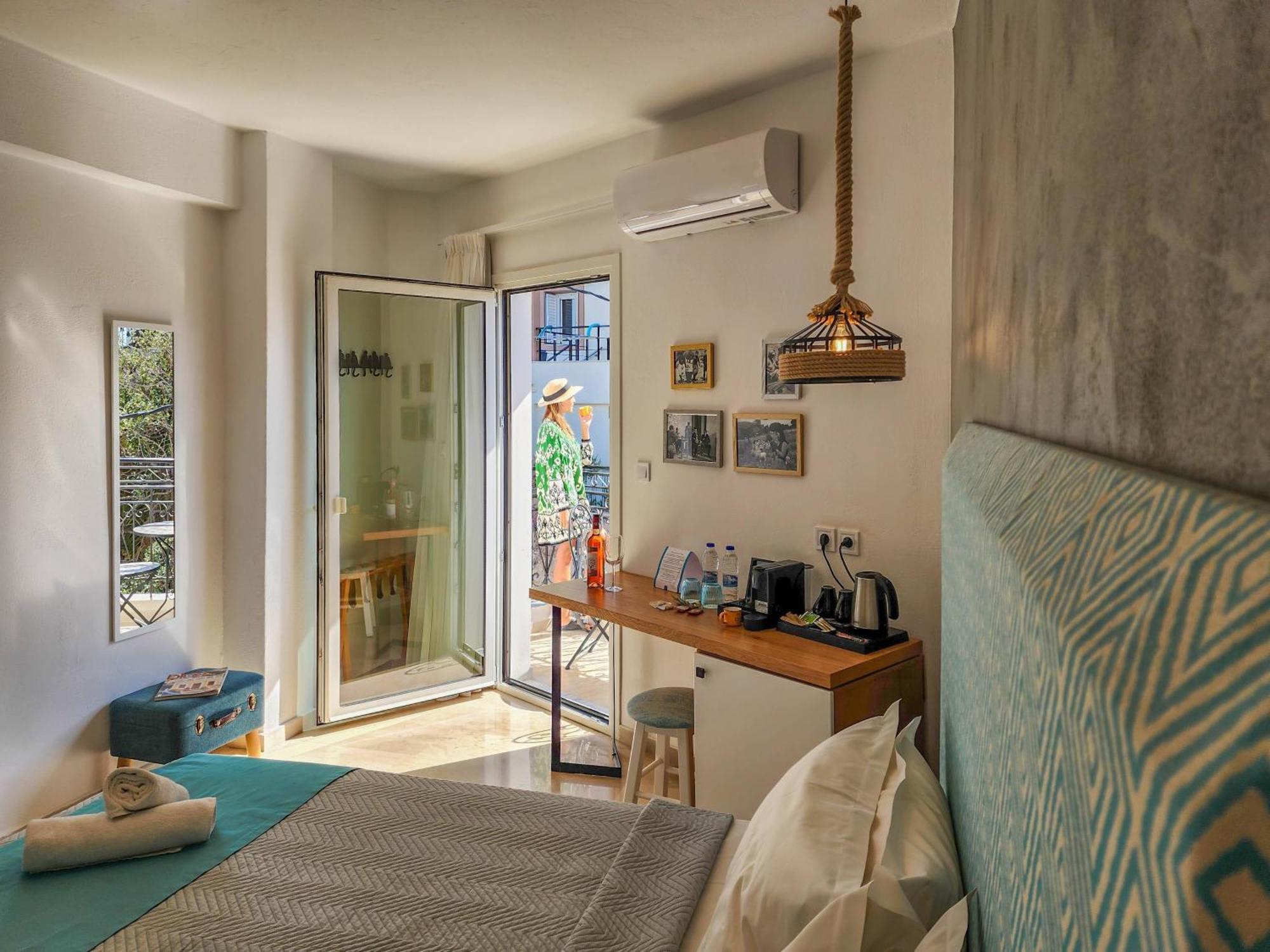 Port 7- Boutique Collection Hotel