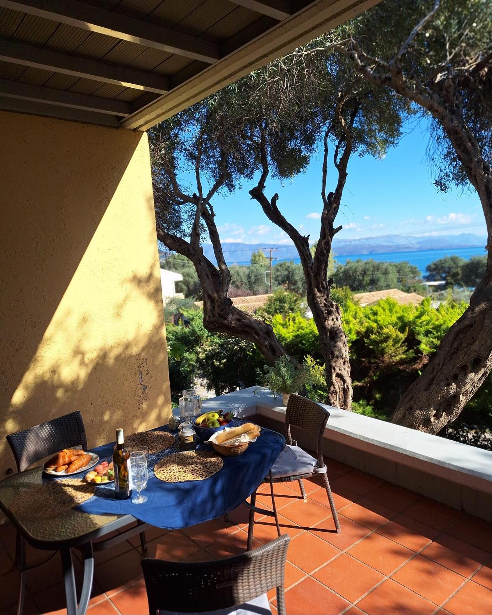 Alema Mare Apartment *