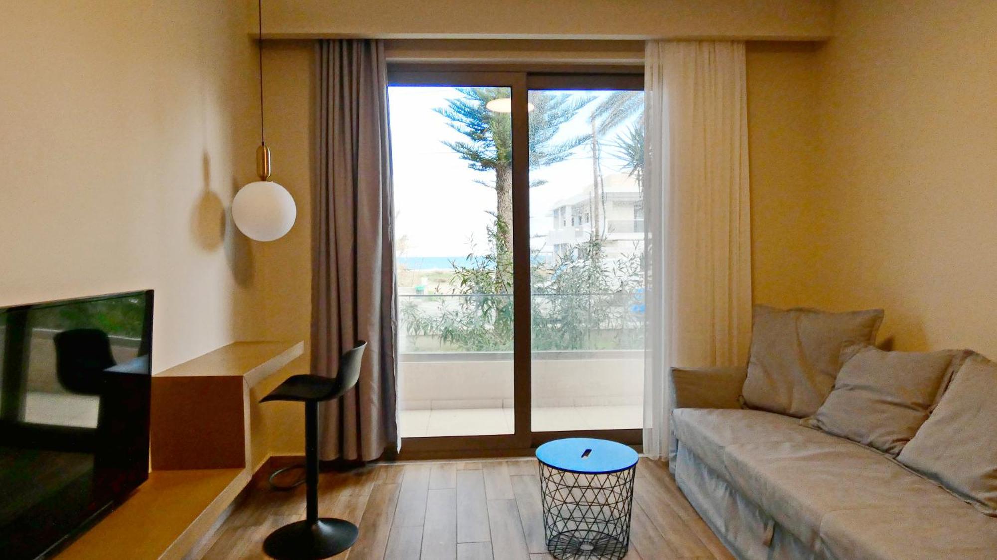 Apartment Goldenroyalsuites Stalos