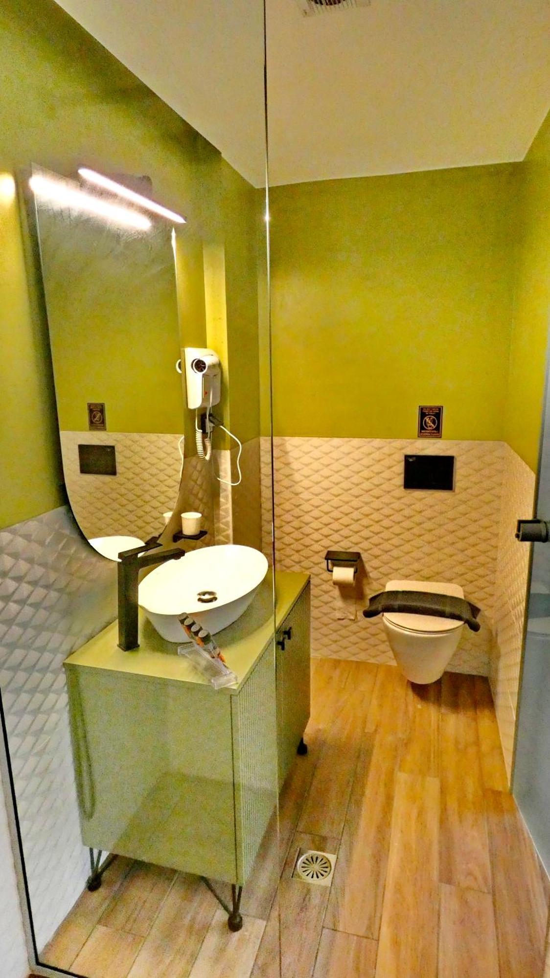 Apartment Goldenroyalsuites *