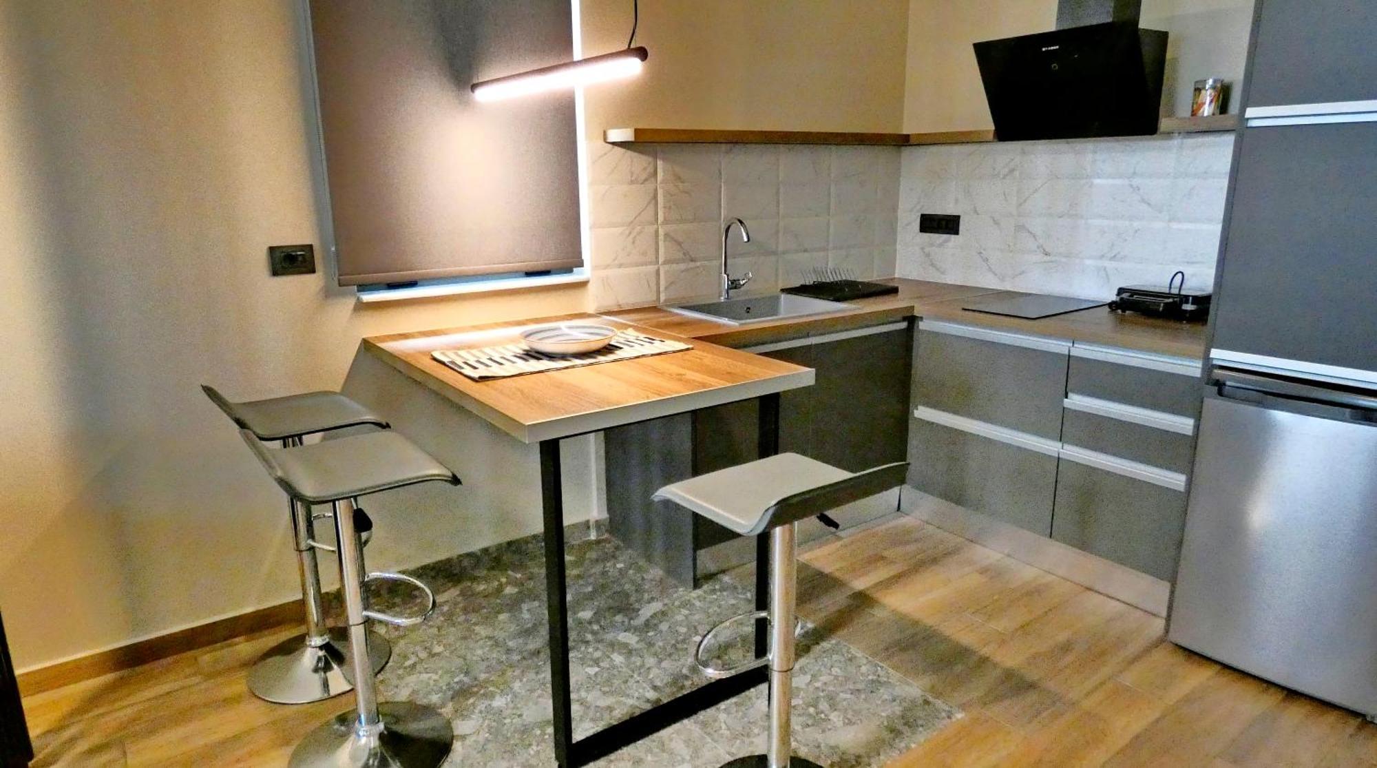 Goldenroyalsuites Apartment *
