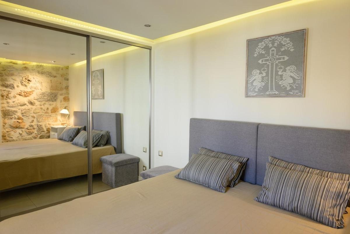Petralis Apartment *