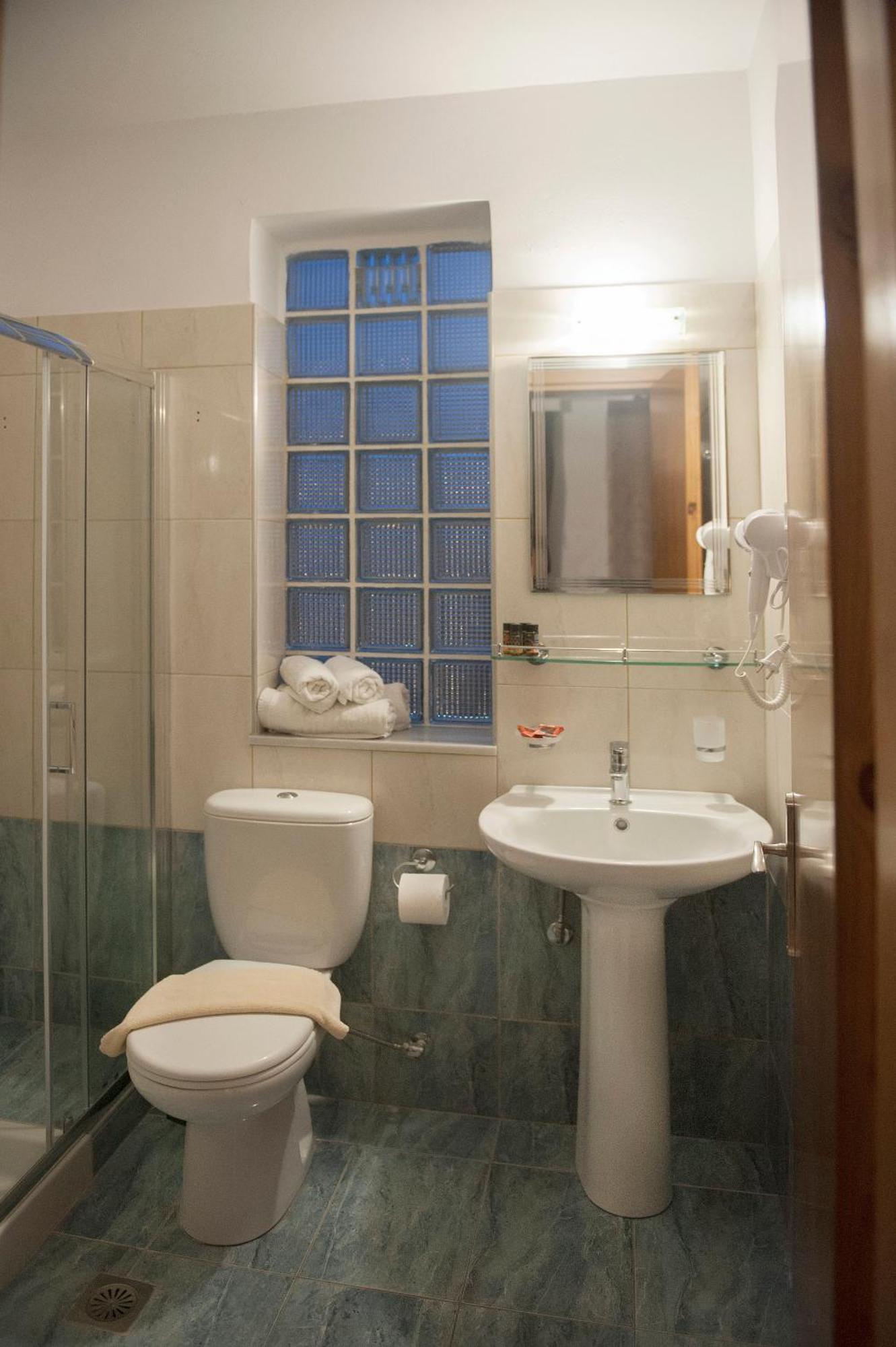 Aparthotel Kallitsakis 3*