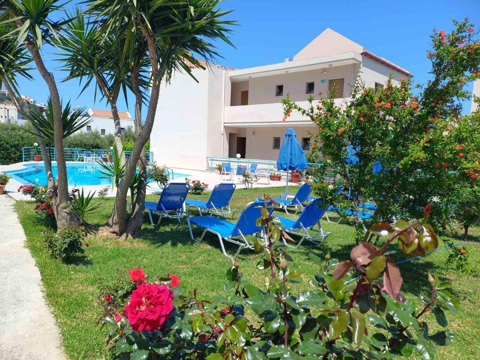 Litinas With Pool Apartment *
