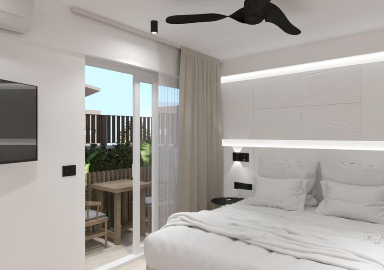 Palm Boutique Hotel *