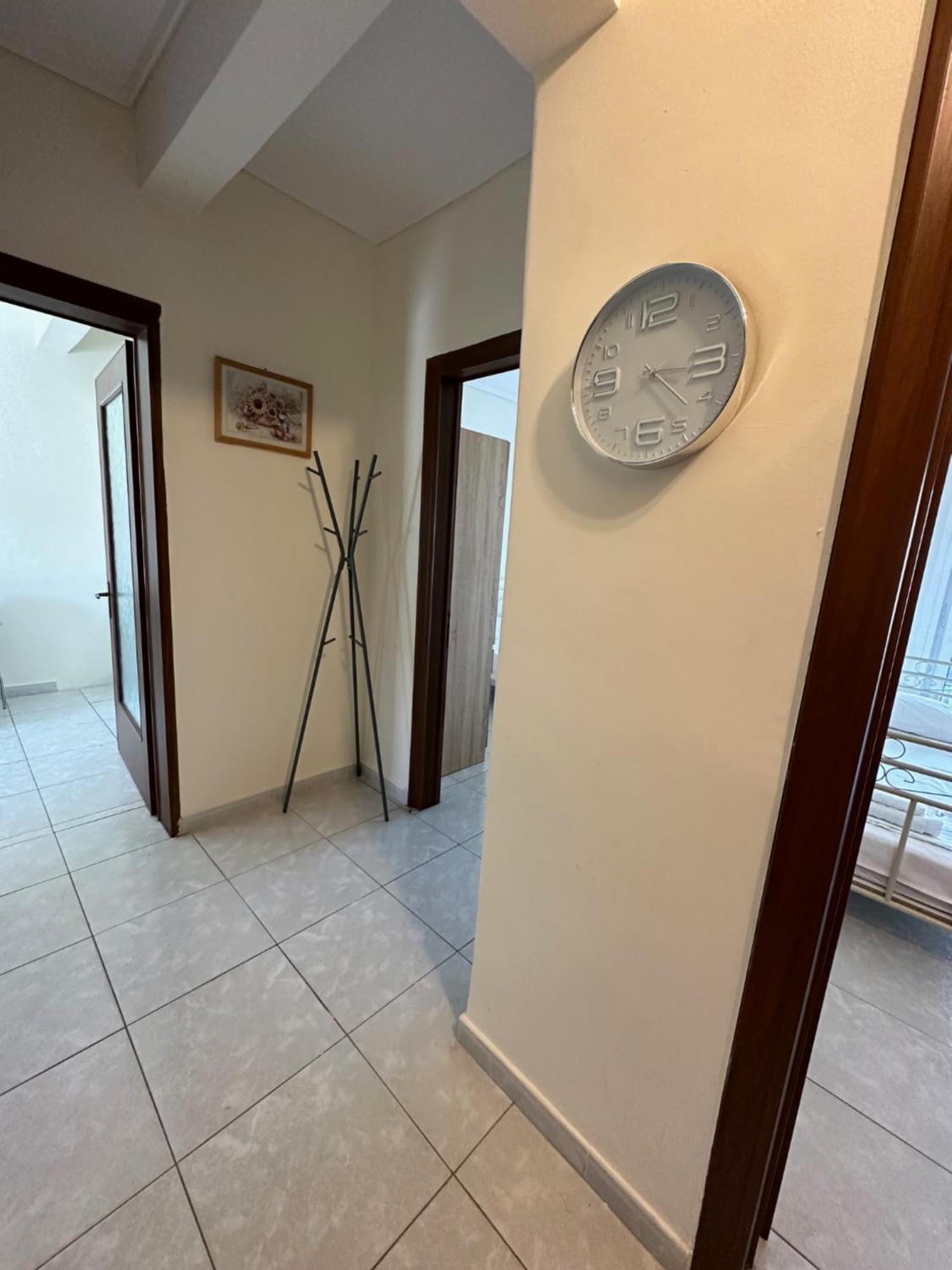 Apartment Uranias House