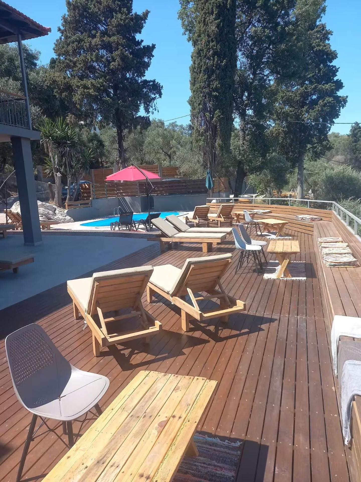 Manolatou Villa *