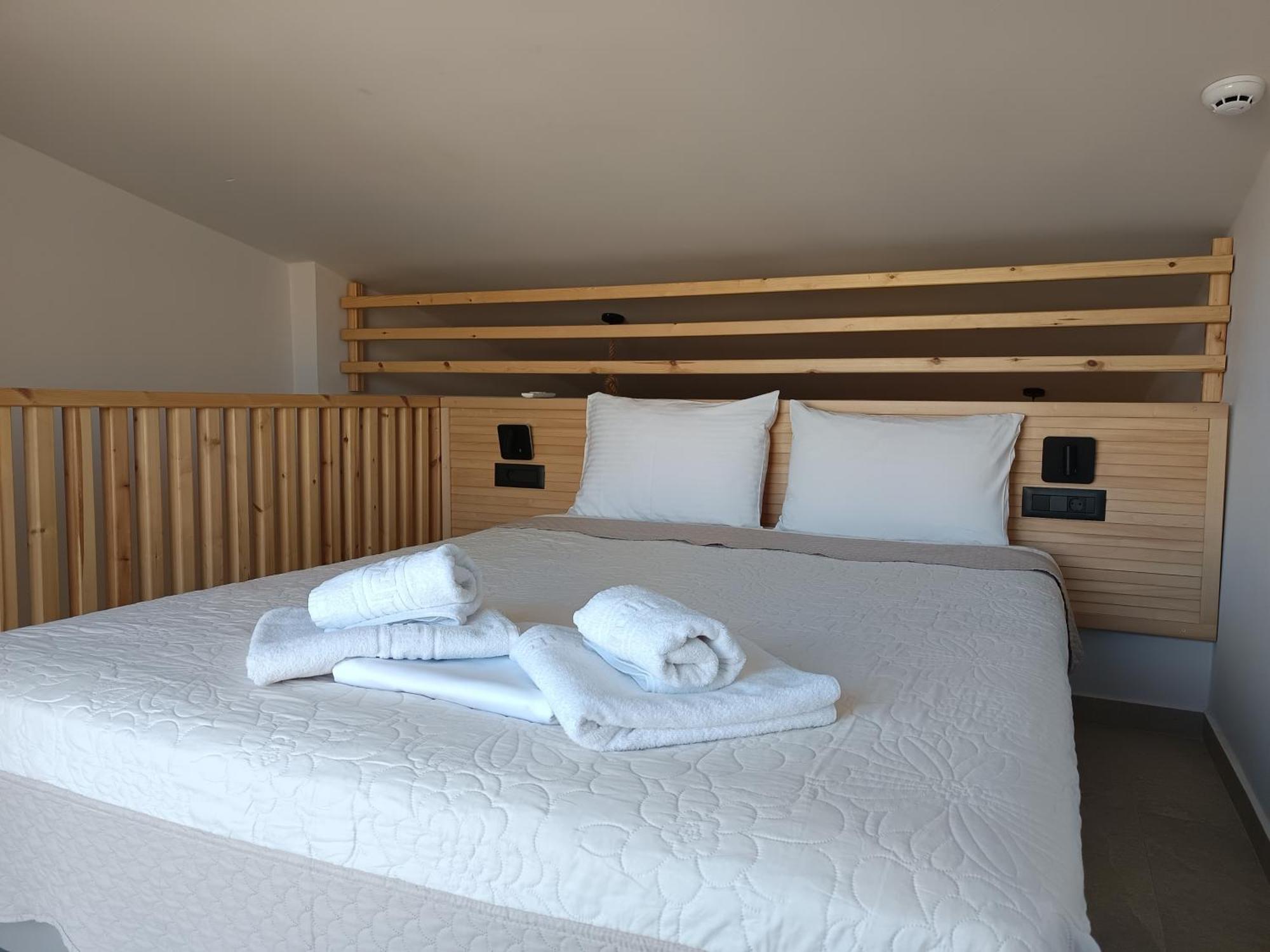 Blueleaf Hotel