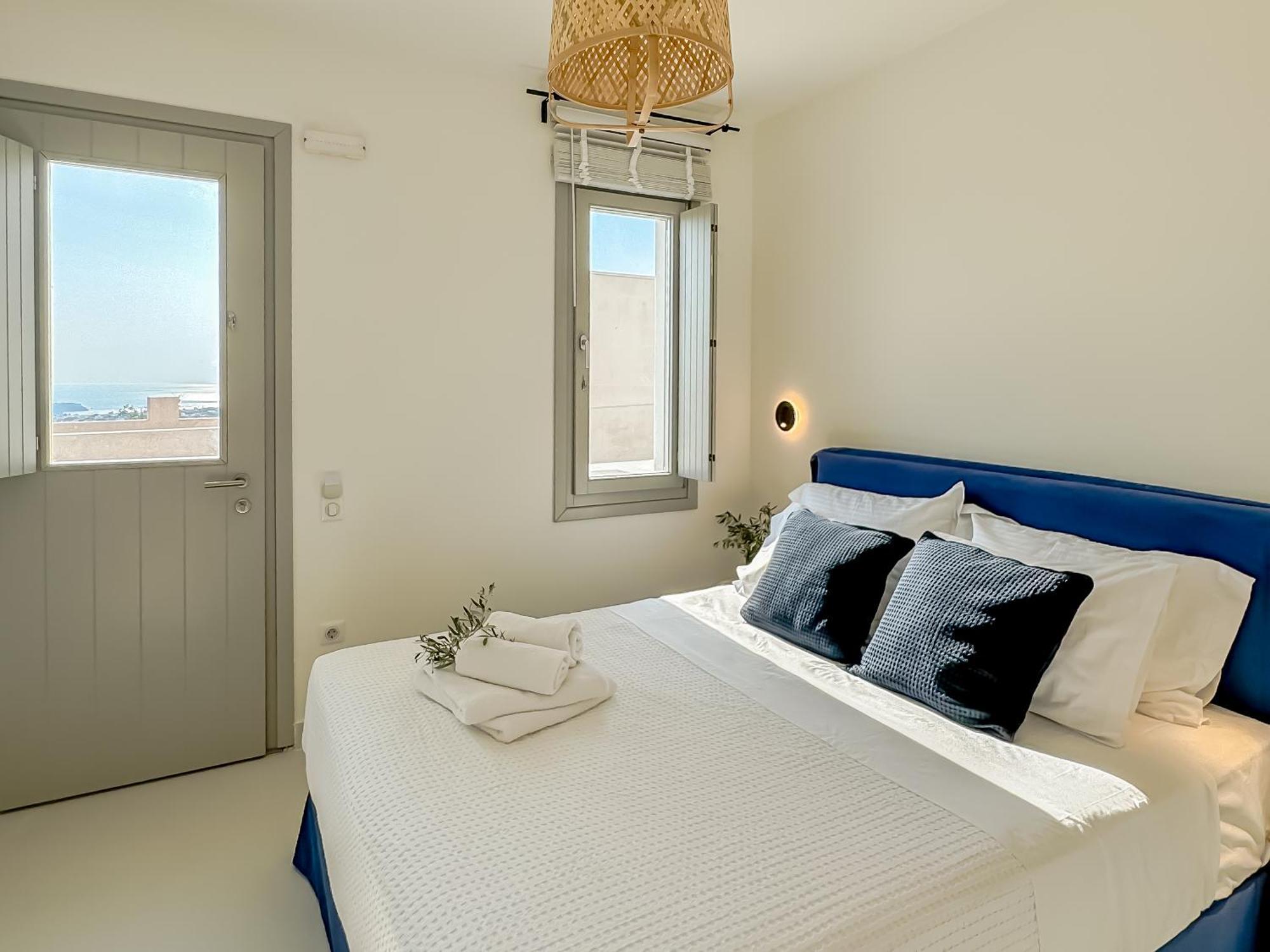 Ico Santorini Apartment Pyrgos Kallistis