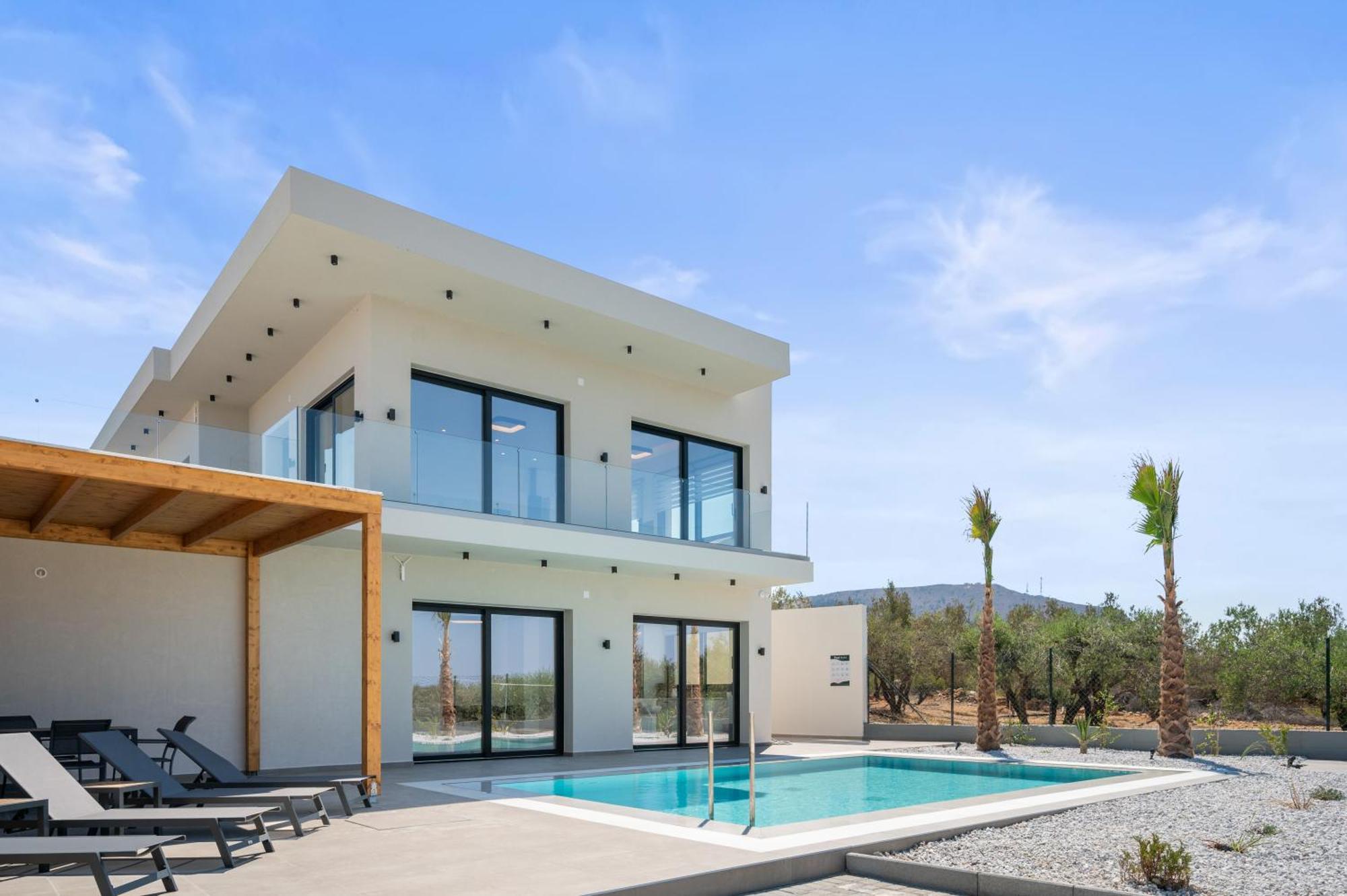 Aetheria & Aura By Temma * Hersonissos (Crete)