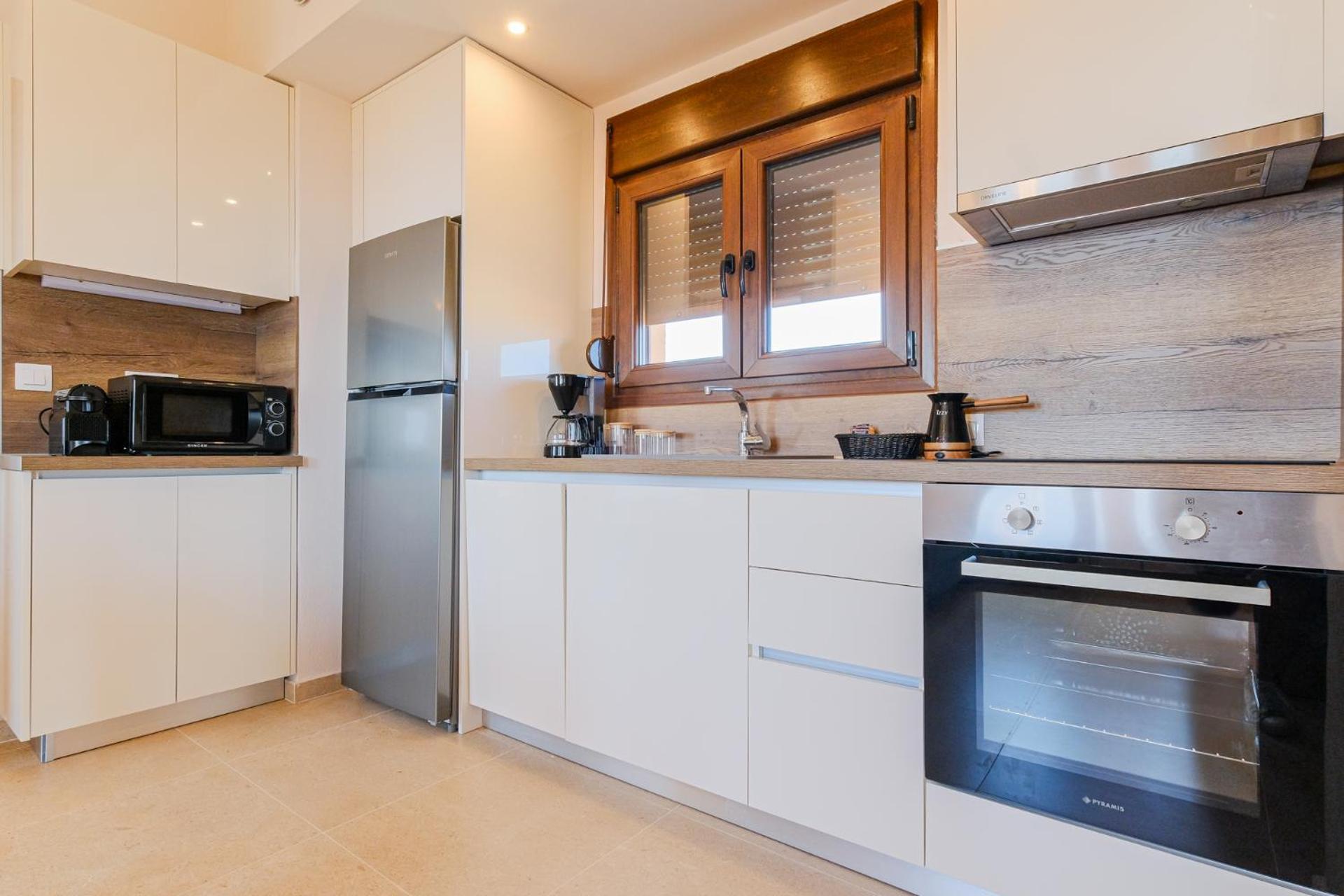 Apartment Hill Deluxe Maison & Suite, Sea View, *